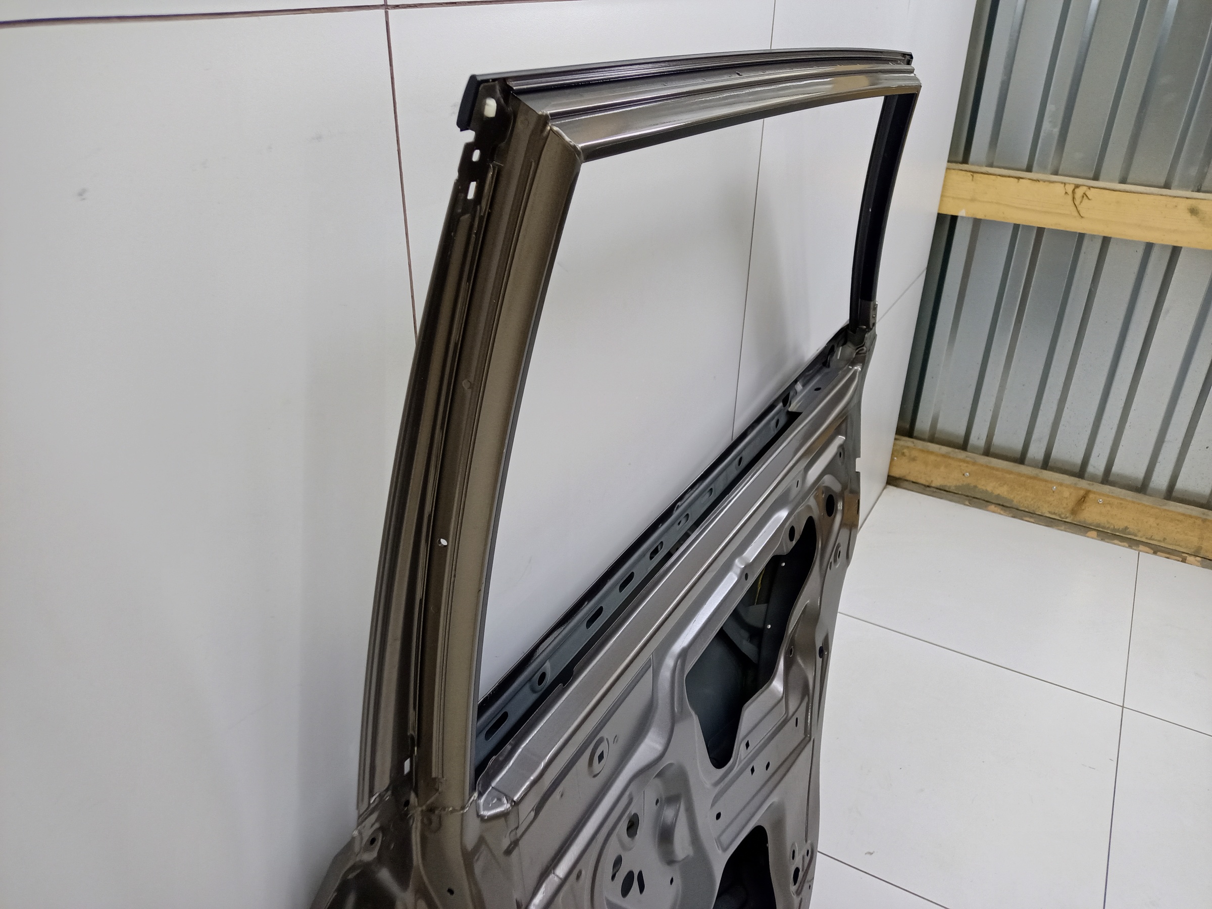 Дверь задняя правая Subaru Outback 6