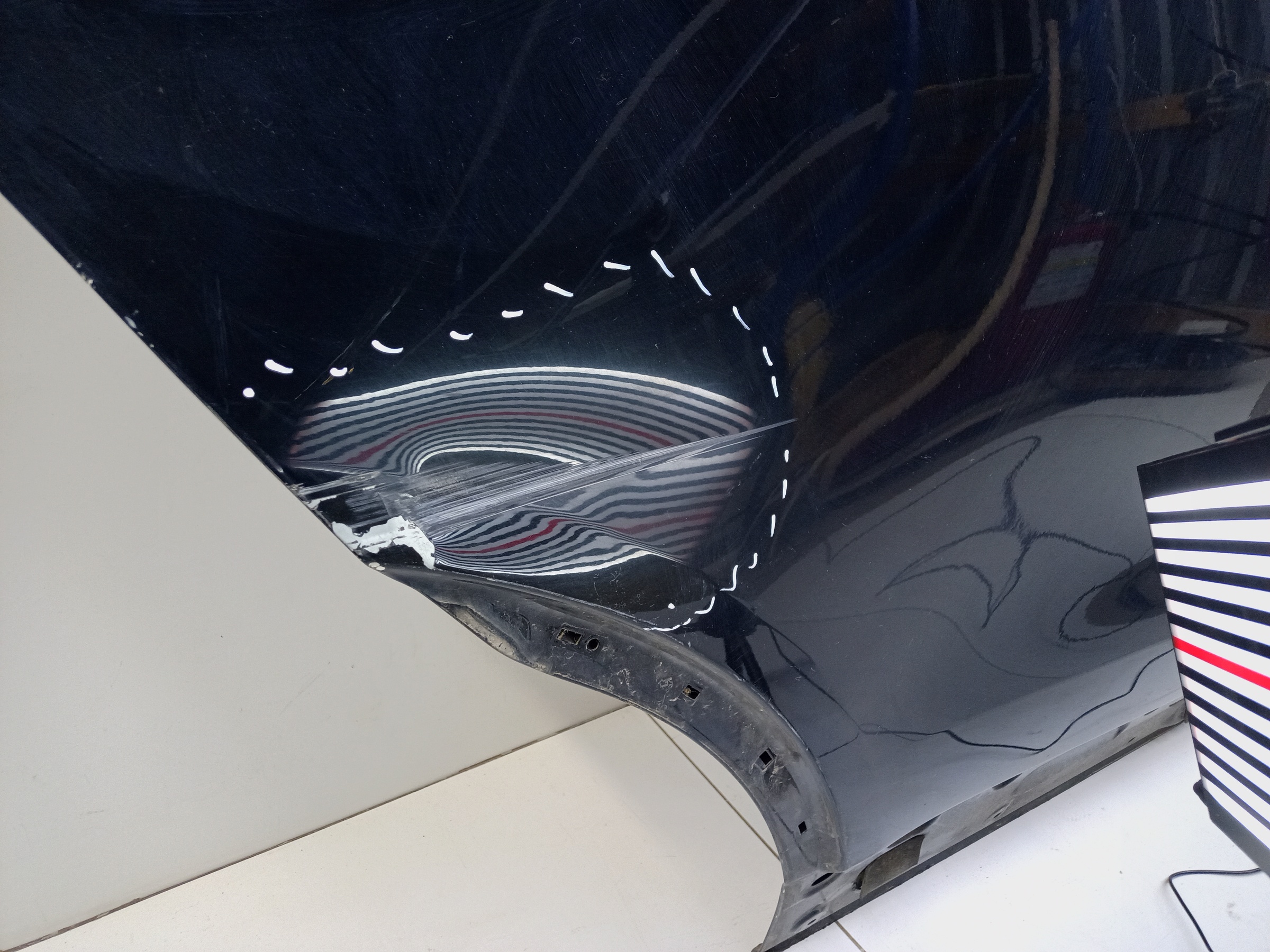 Дверь задняя правая Land Rover Discovery 5