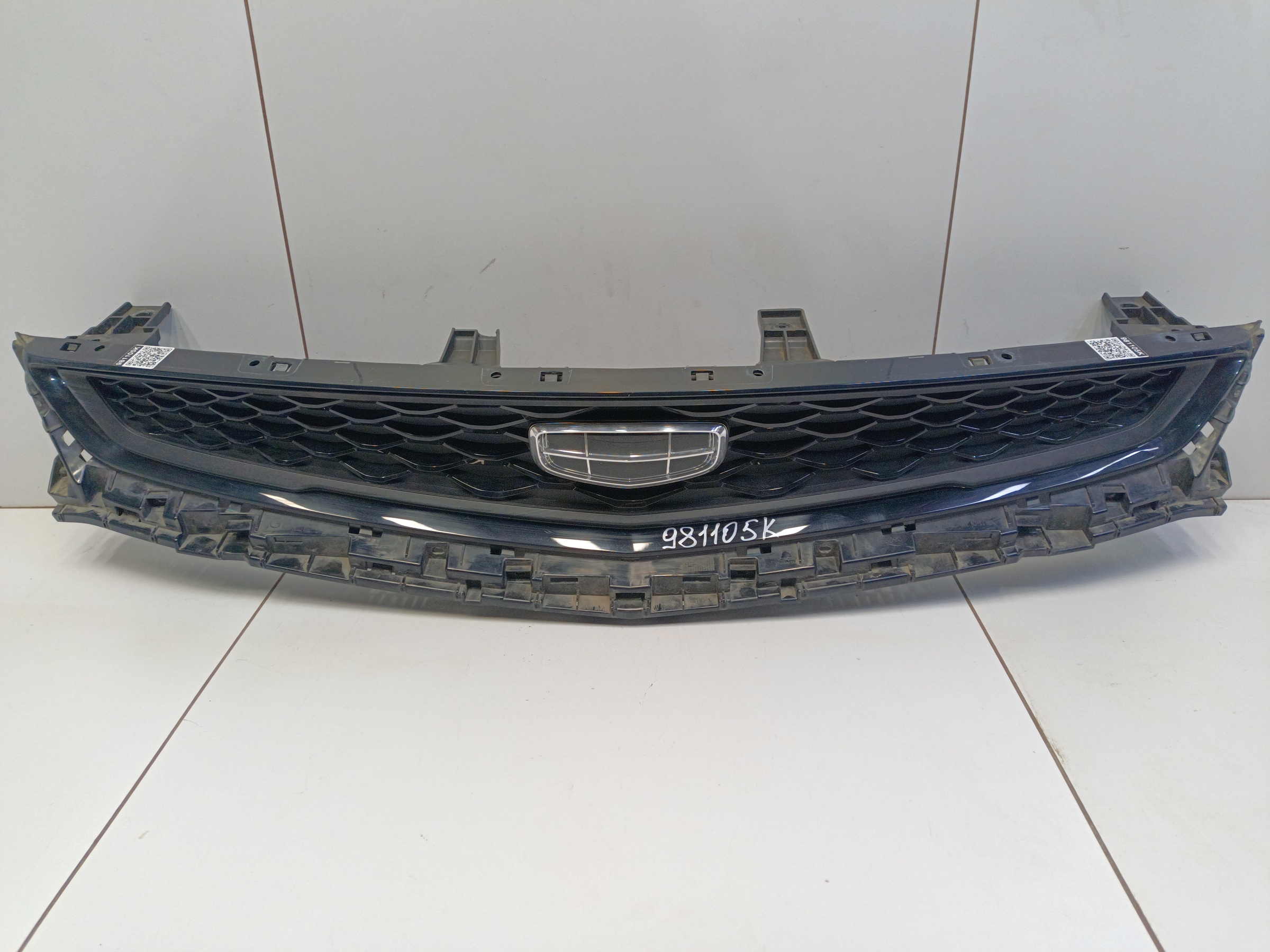 Решетка радиатора Geely Tugella 1 Restail