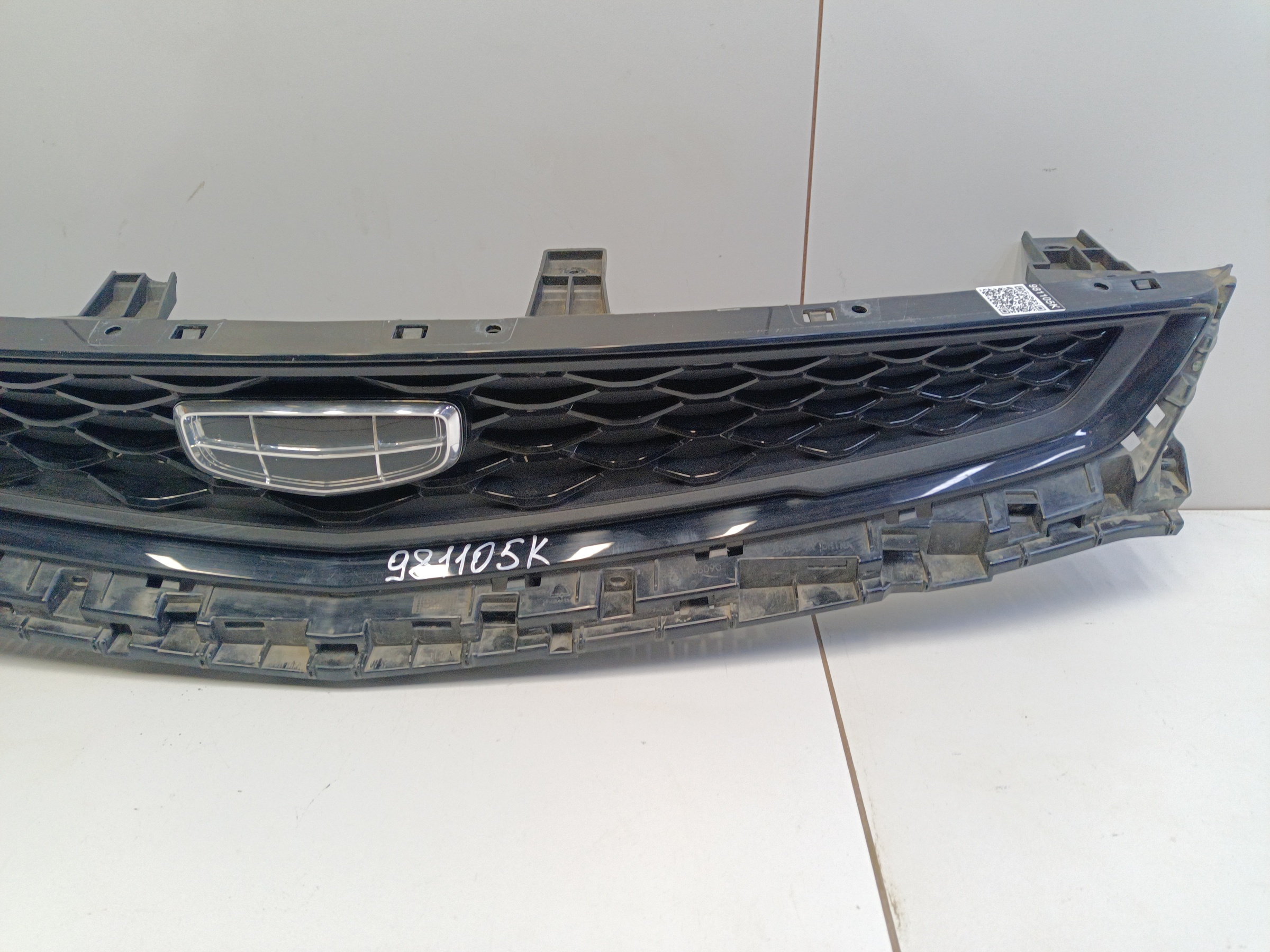 Решетка радиатора Geely Tugella 1 Restail