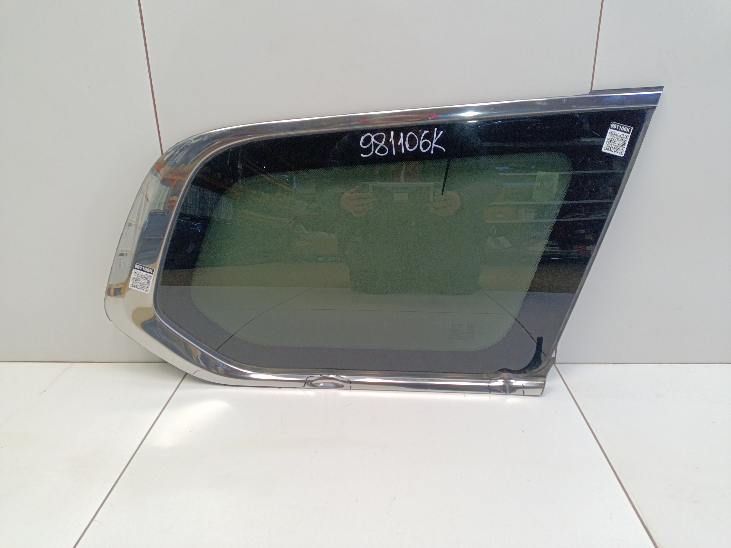 Стекло заднее правое глухое Exeed VX Restail