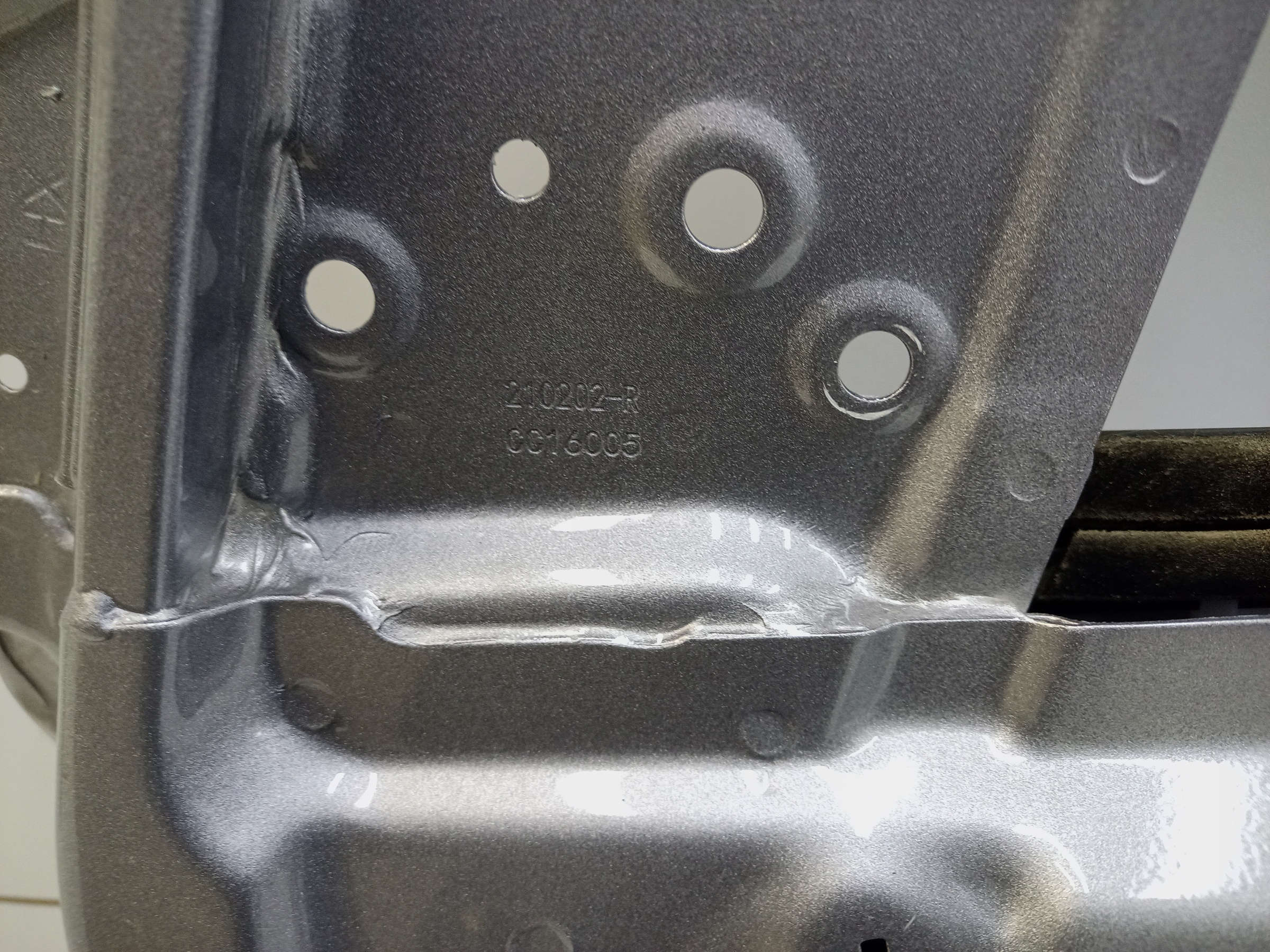 Дверь передняя правая Geely Coolray