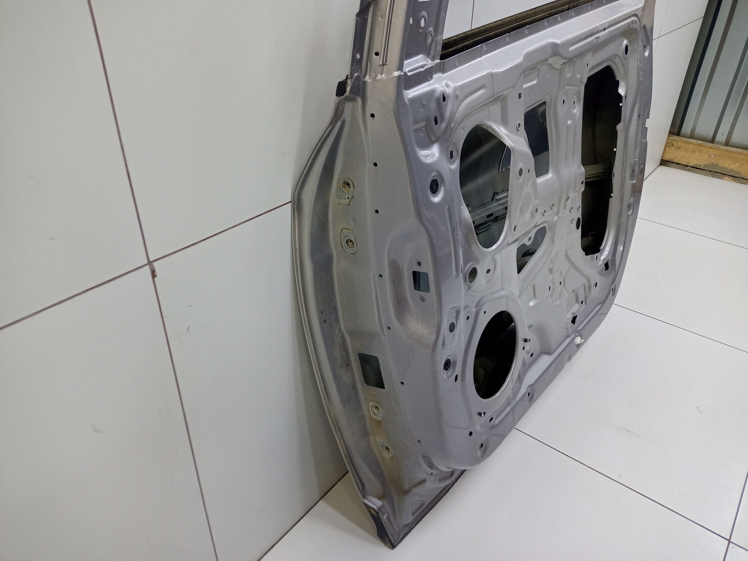 Дверь передняя правая Geely Coolray