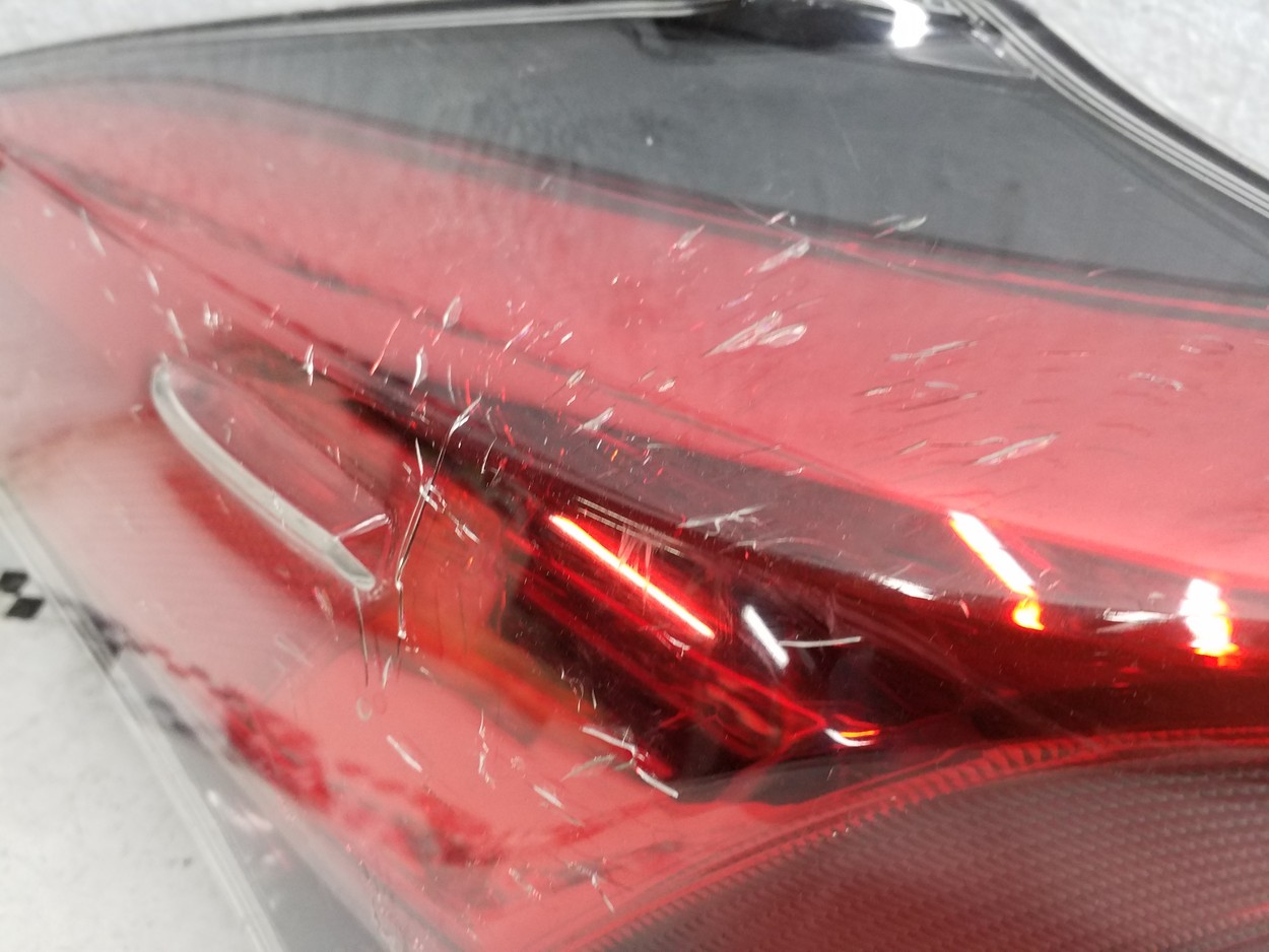 Фонарь задний левый наружный Toyota RAV4 CA40 Restail LED
