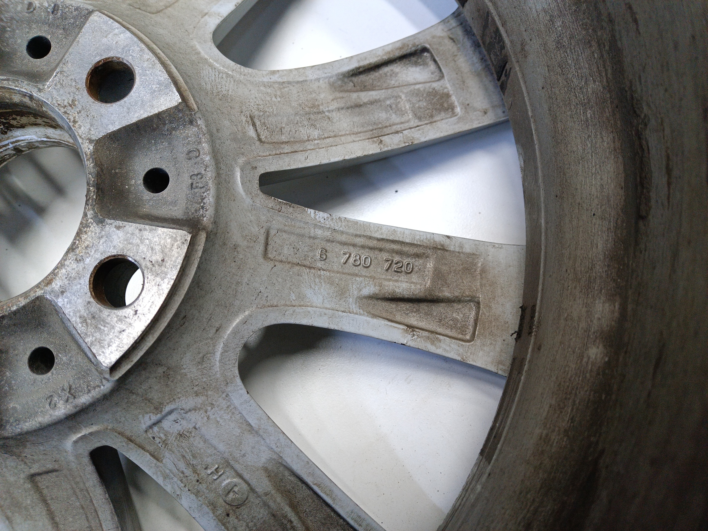 Диск колеса литой BMW 5er F10 R17