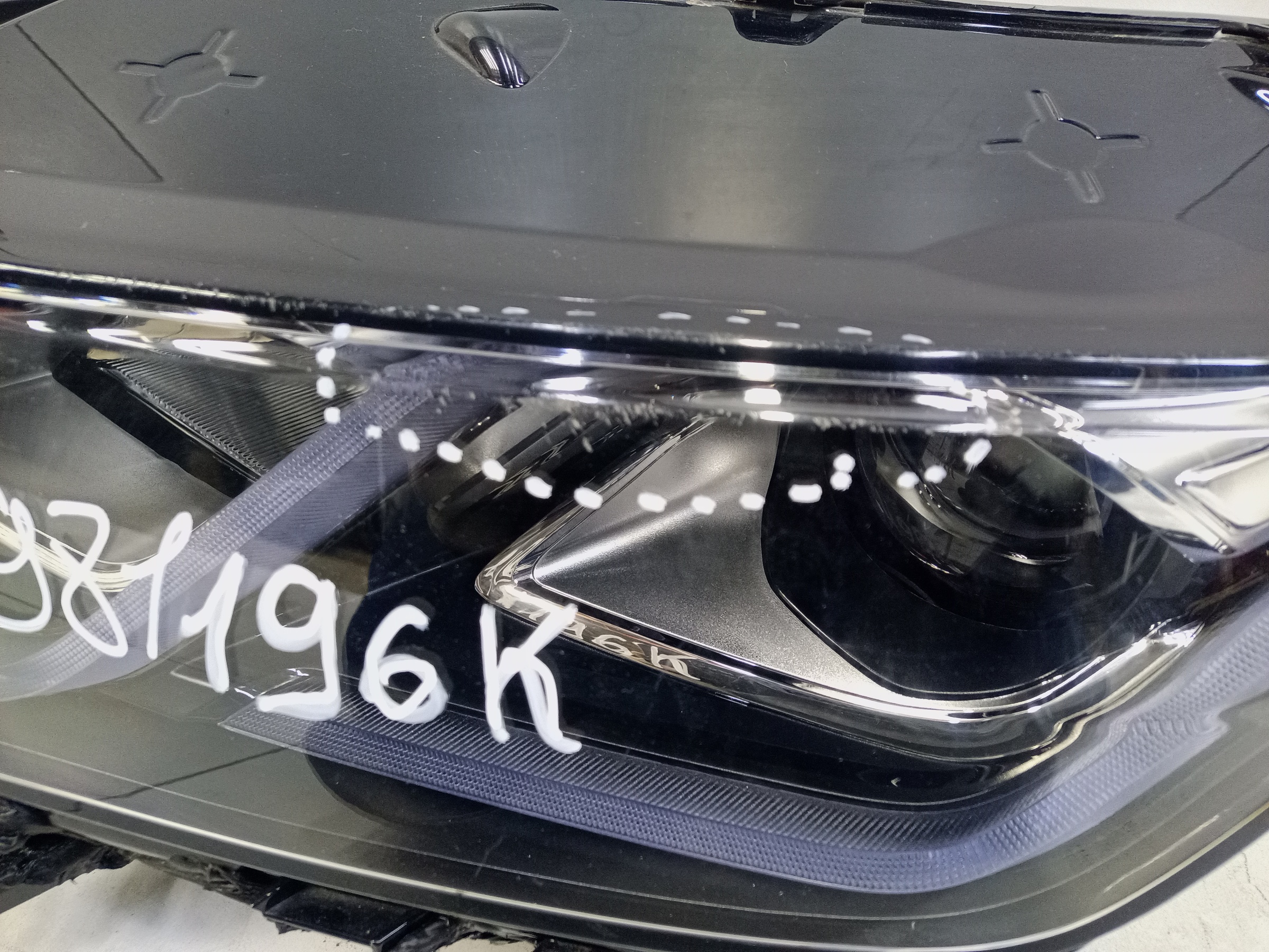 Фара передняя левая Geely Coolray галоген линза