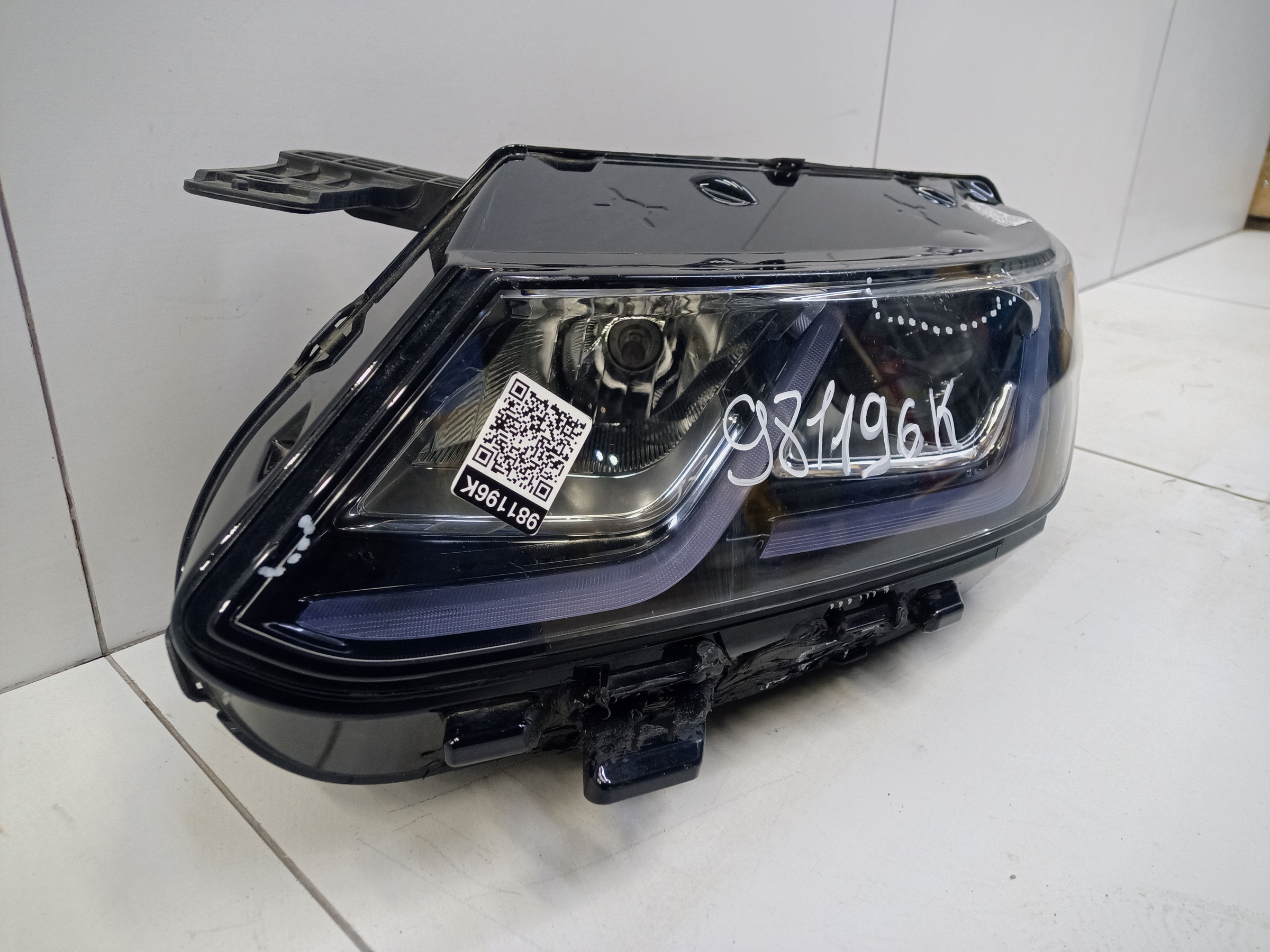 Фара передняя левая Geely Coolray галоген линза