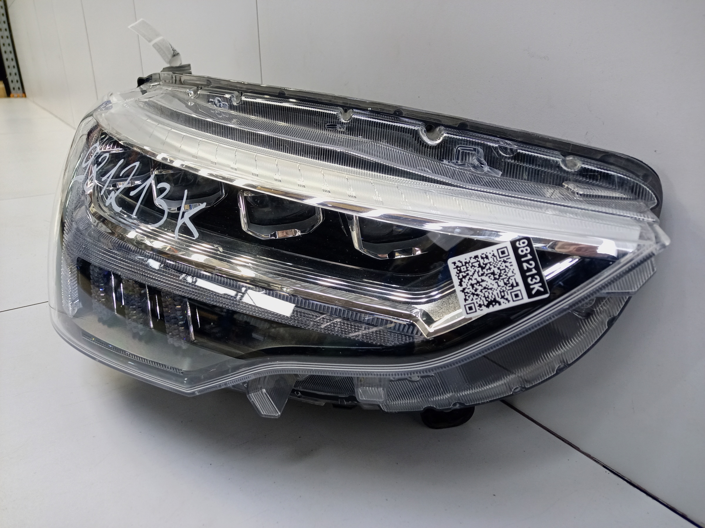Фара передняя правая Haval Jolion LED