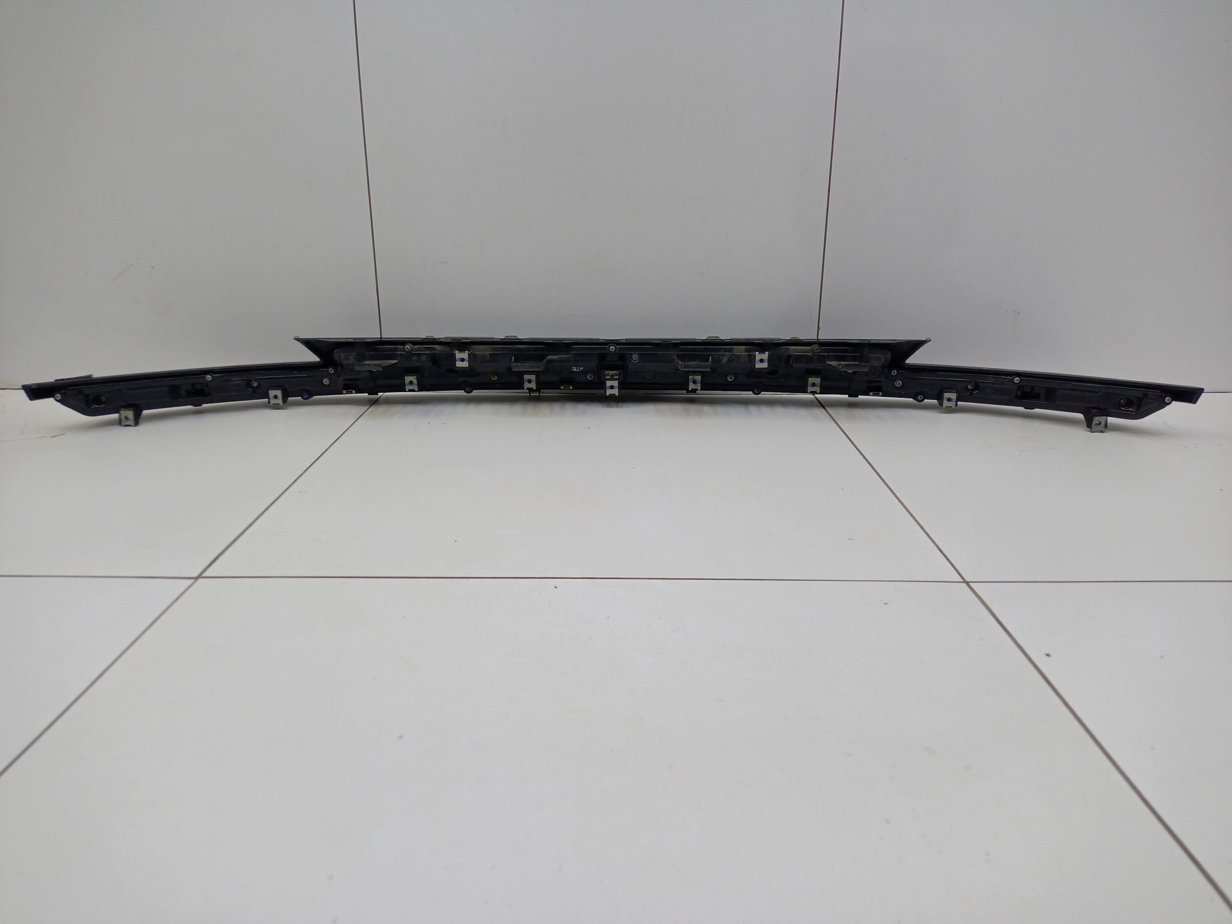 Накладка решетки радиатора верхняя Changan CS55Plus Restail LED