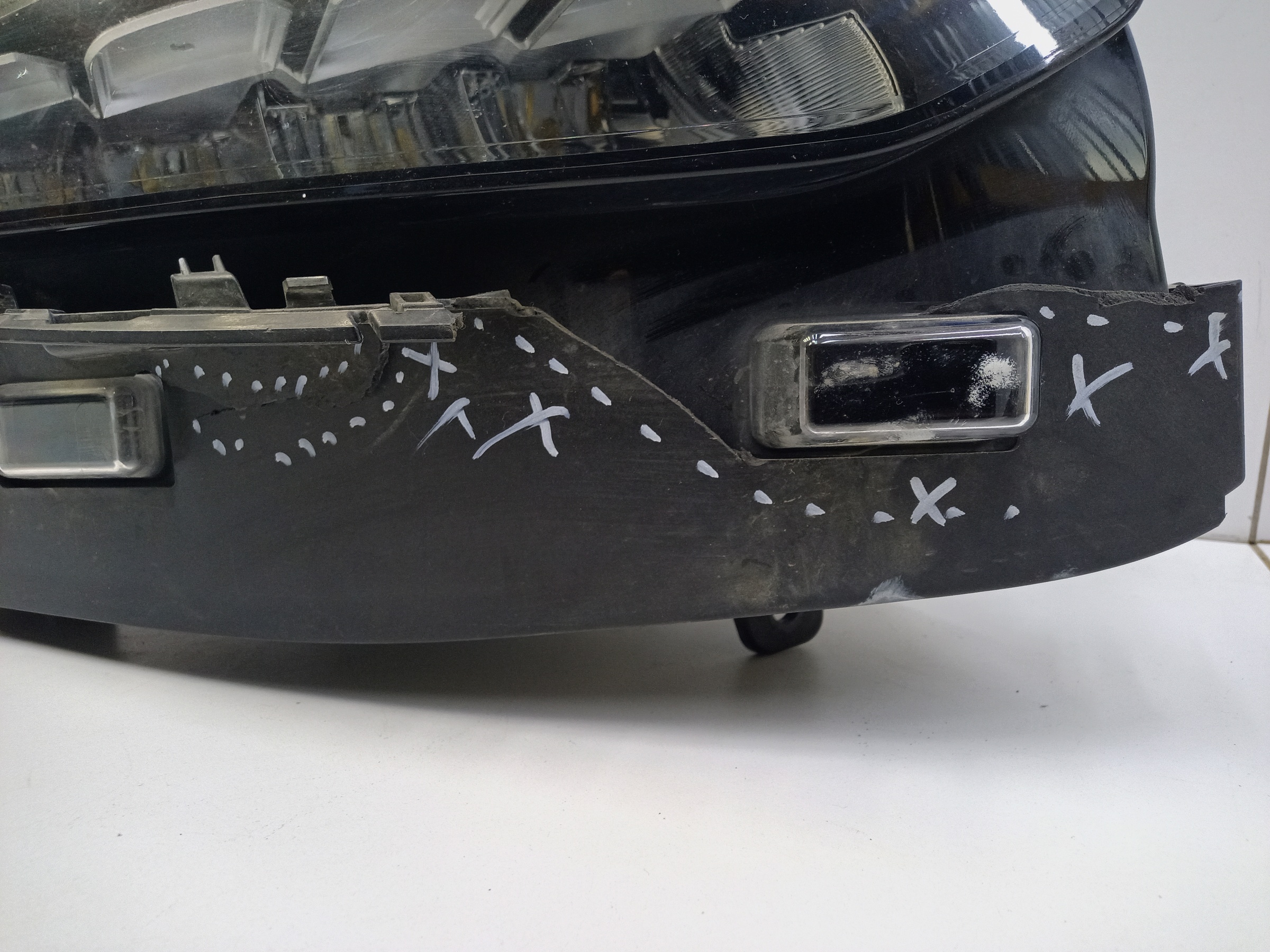 Фара передняя правая Geely Tugella Full LED