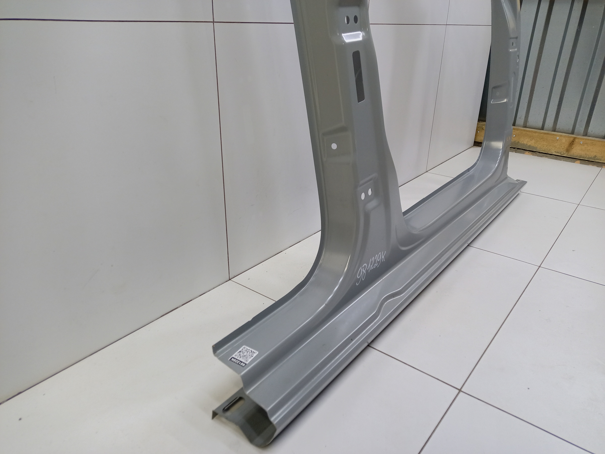 Панель кузова боковая правая Skoda Rapid 2