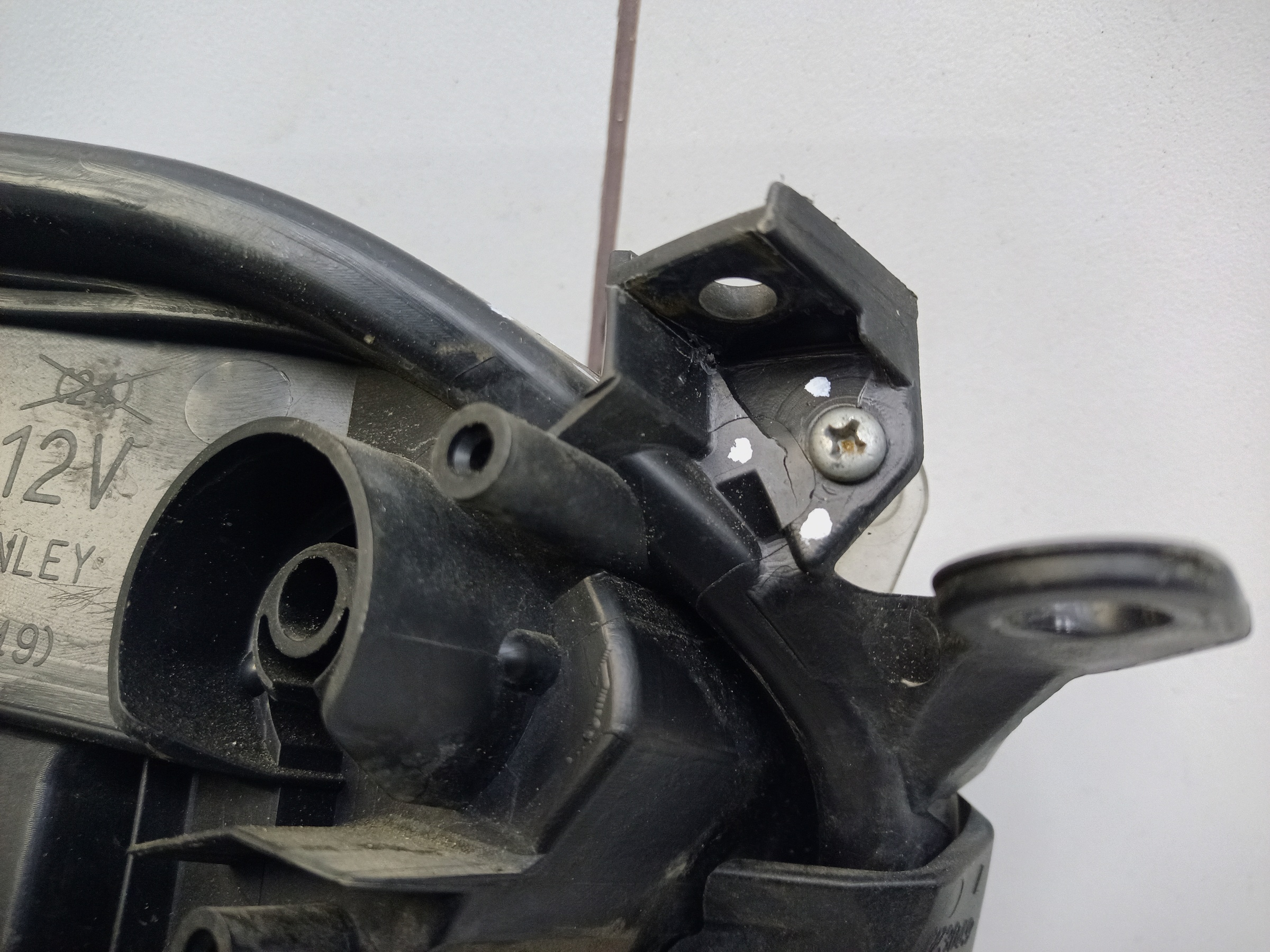 Фара передняя левая Toyota RAV4 CA40 Restail галоген линза ДХО