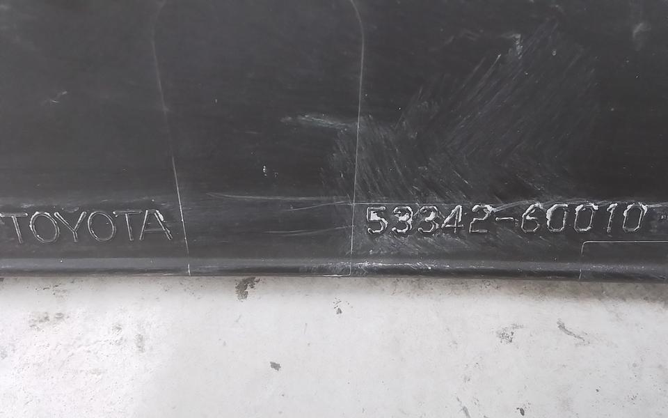 Кронштейн решётки радиатора Toyota Land Cruiser Prado 150 Restail 2