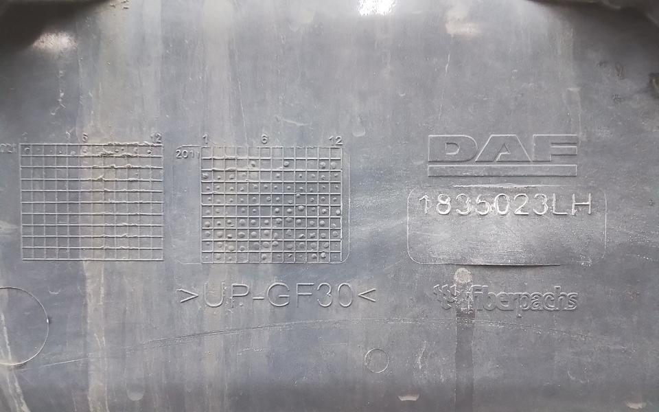 Подножка кабины левая DAF XF 106