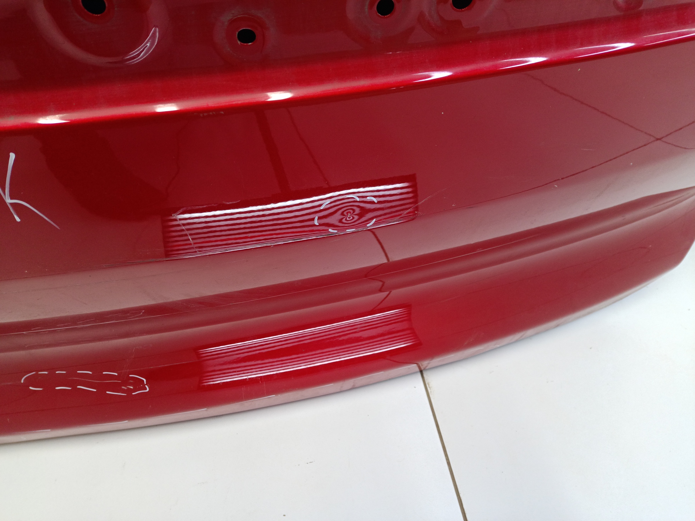 Крышка багажника Chery Tiggo 8