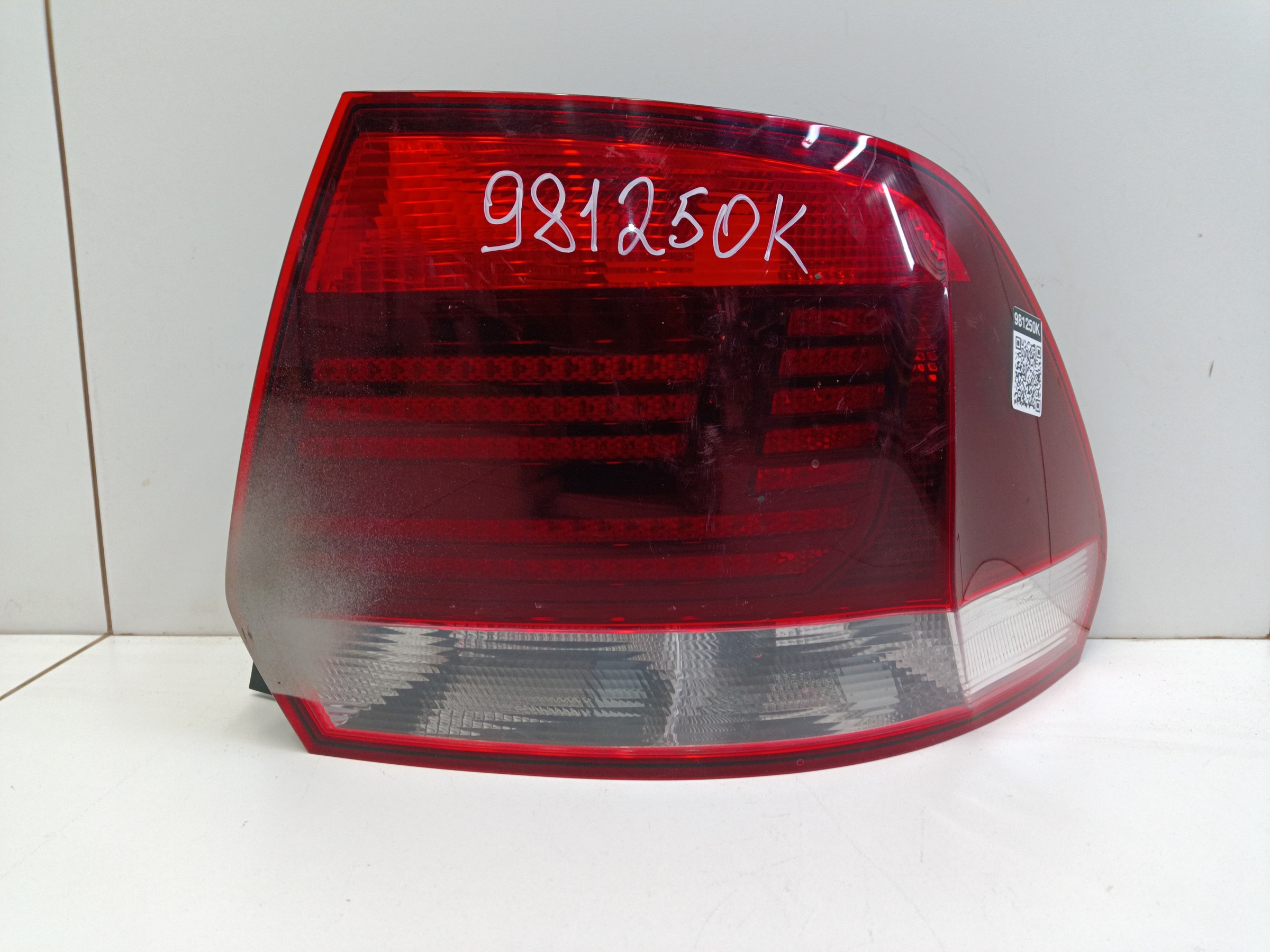 Фонарь задний правый Volkswagen Polo 5 Sedan Restail GT