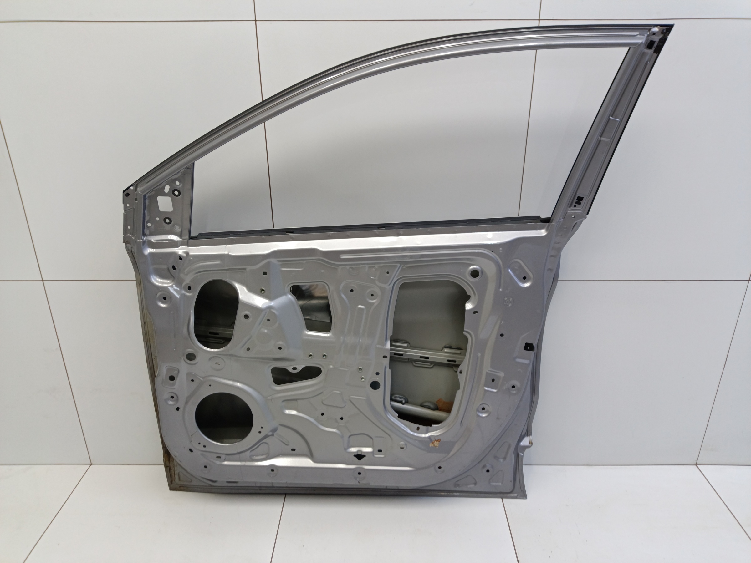 Дверь передняя правая Geely Coolray