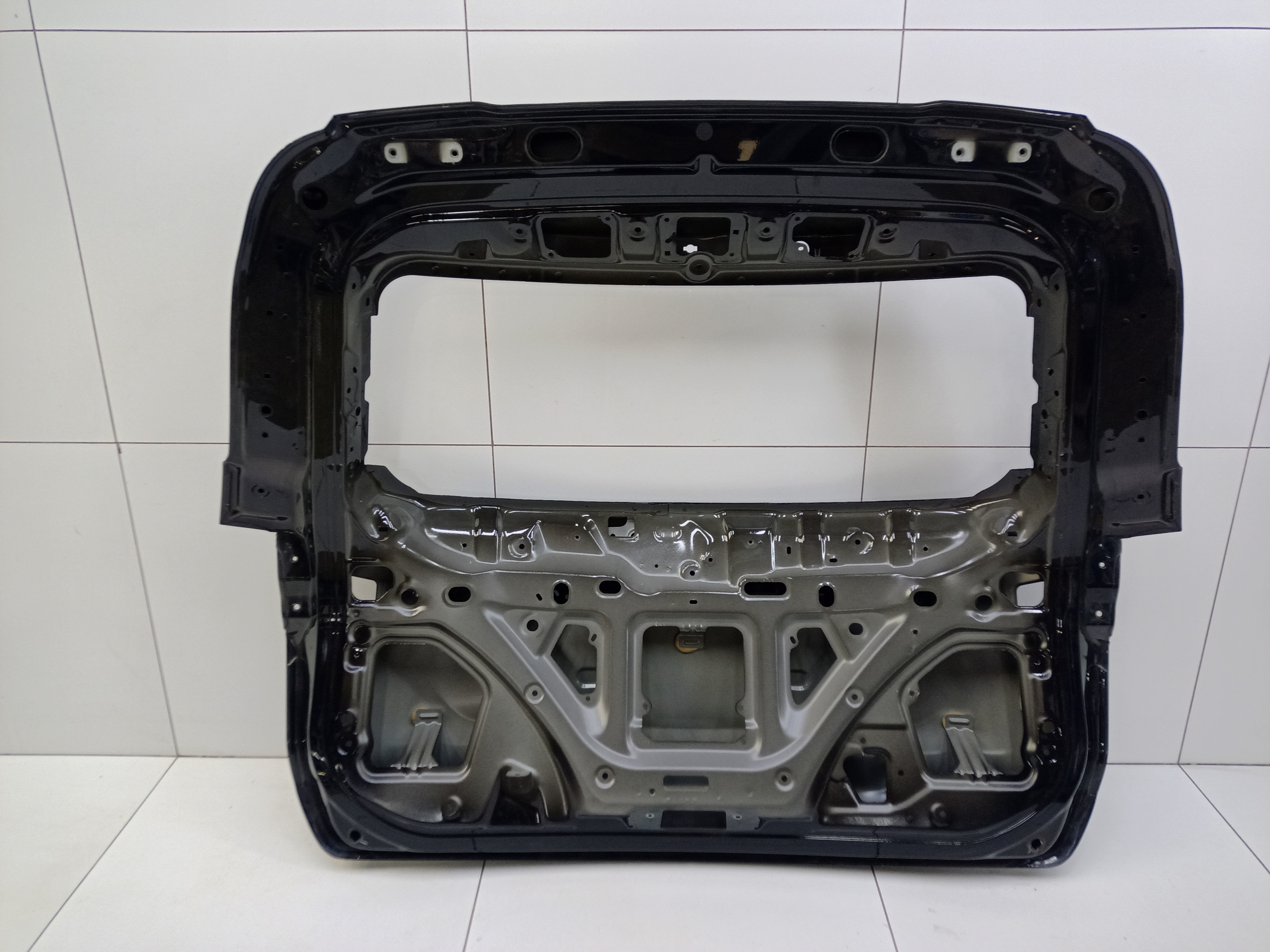 Крышка багажника Chery Tiggo 8 Pro