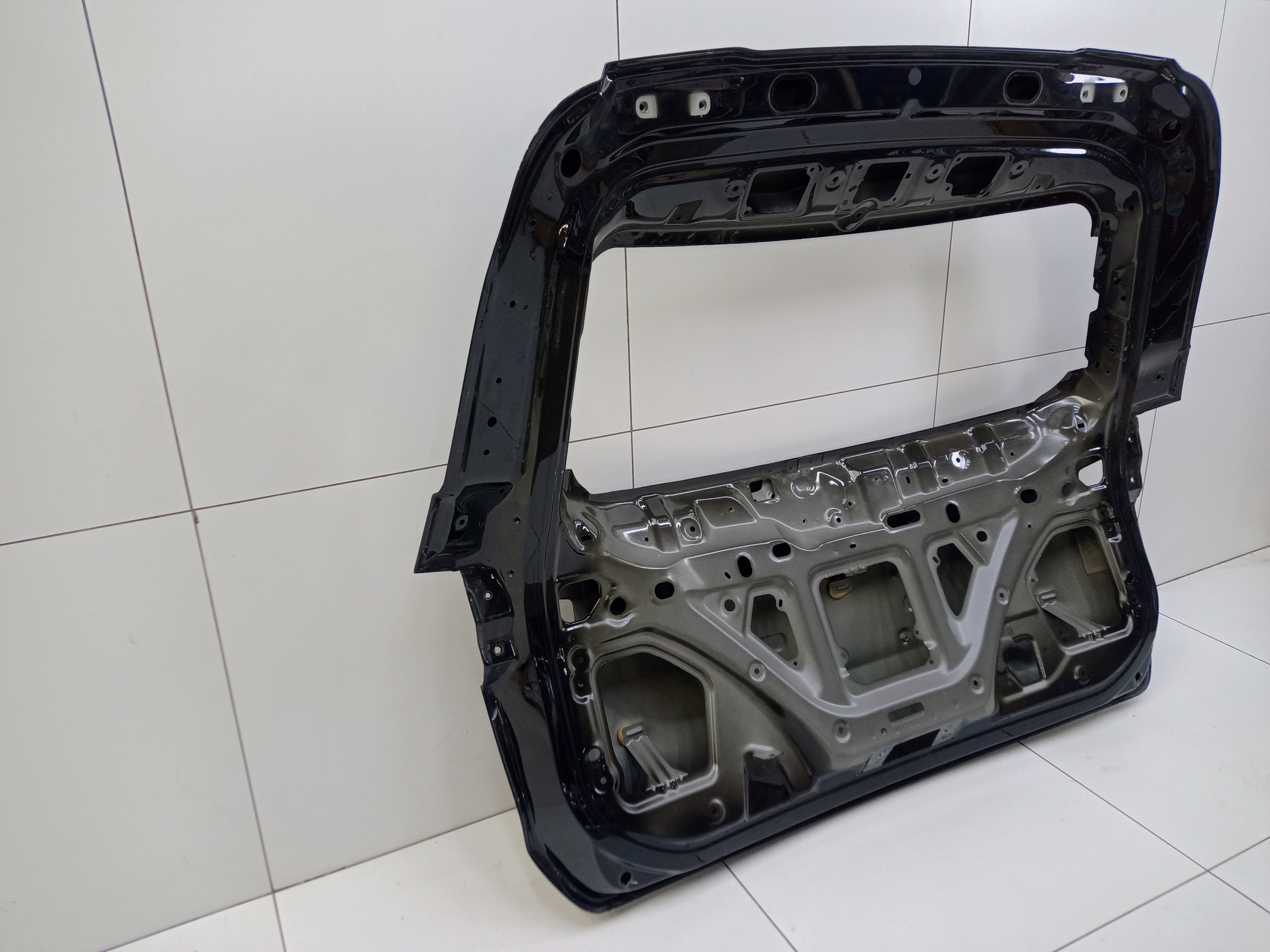 Крышка багажника Chery Tiggo 8 Pro