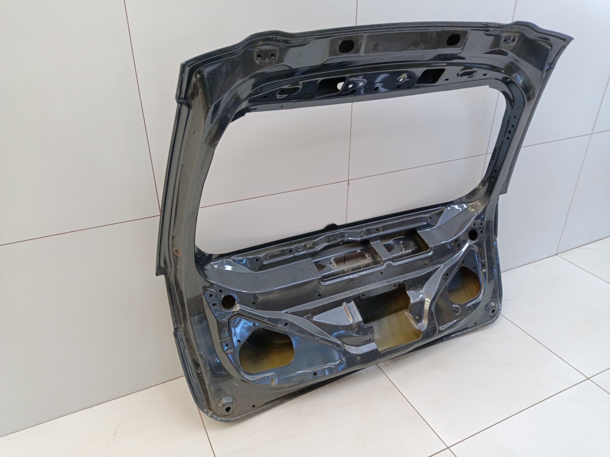 Крышка багажника Mitsubishi Outlander 3 Restail 2
