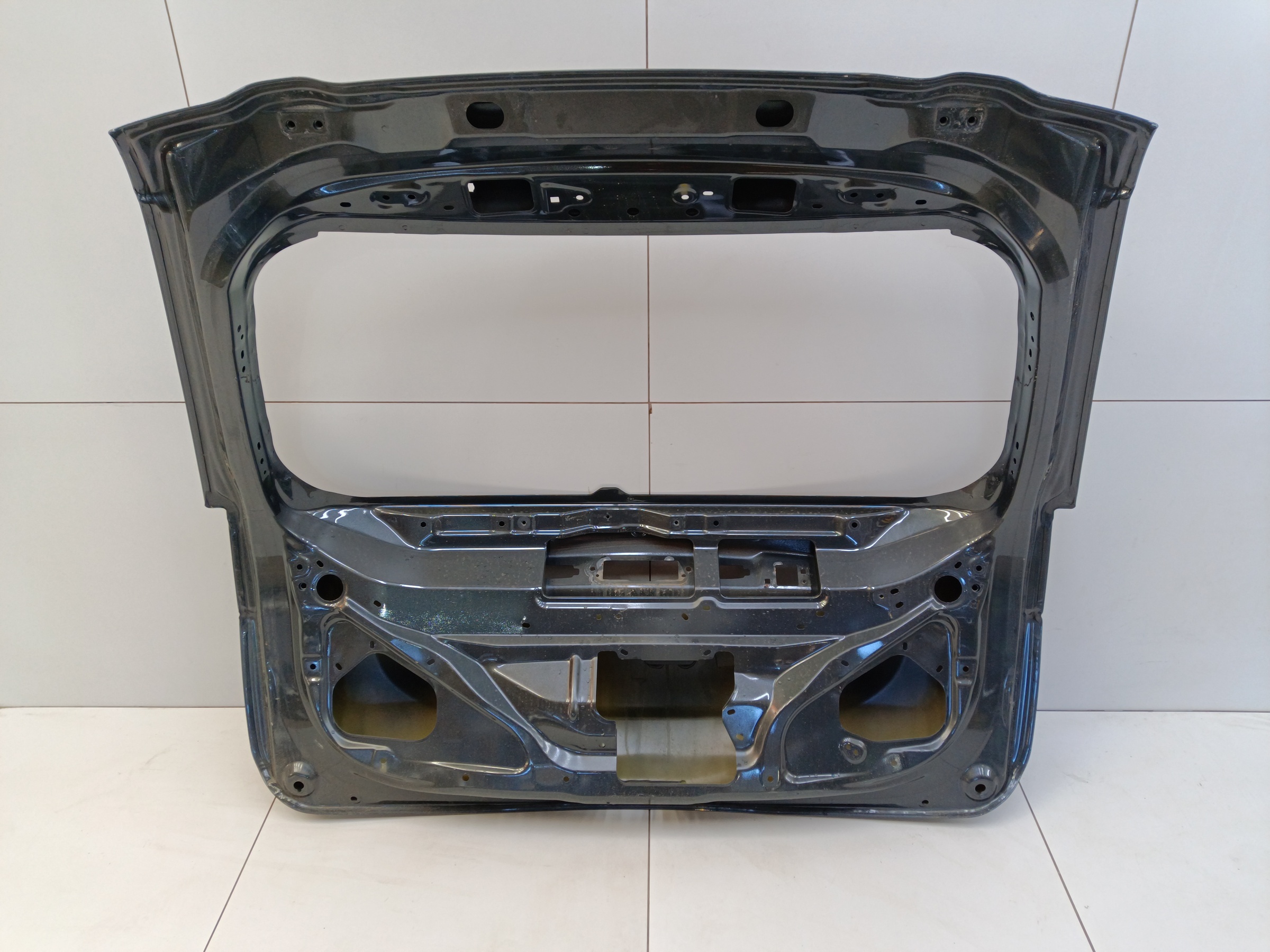 Крышка багажника Mitsubishi Outlander 3 Restail 2