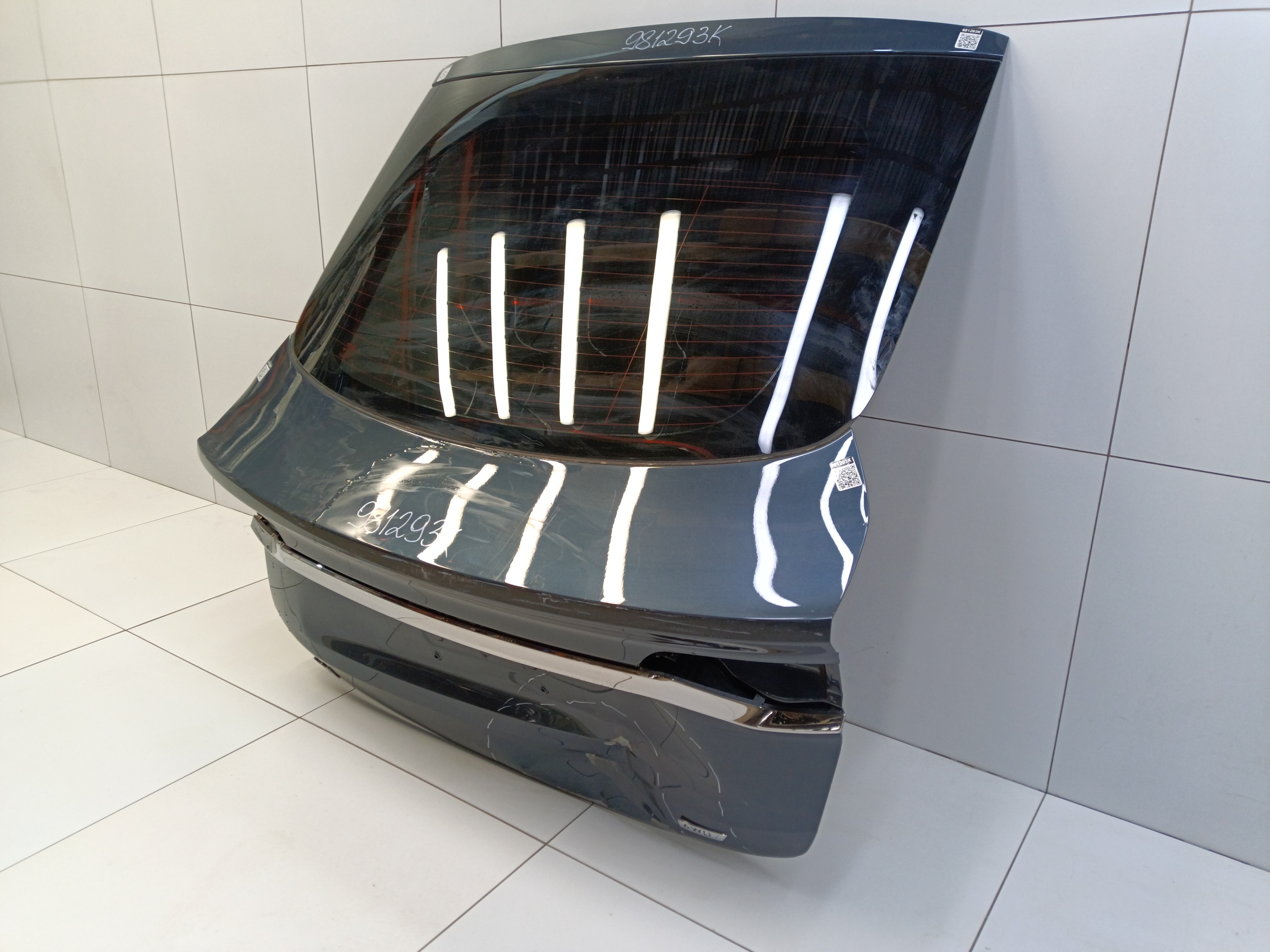 Крышка багажника Geely Tugella