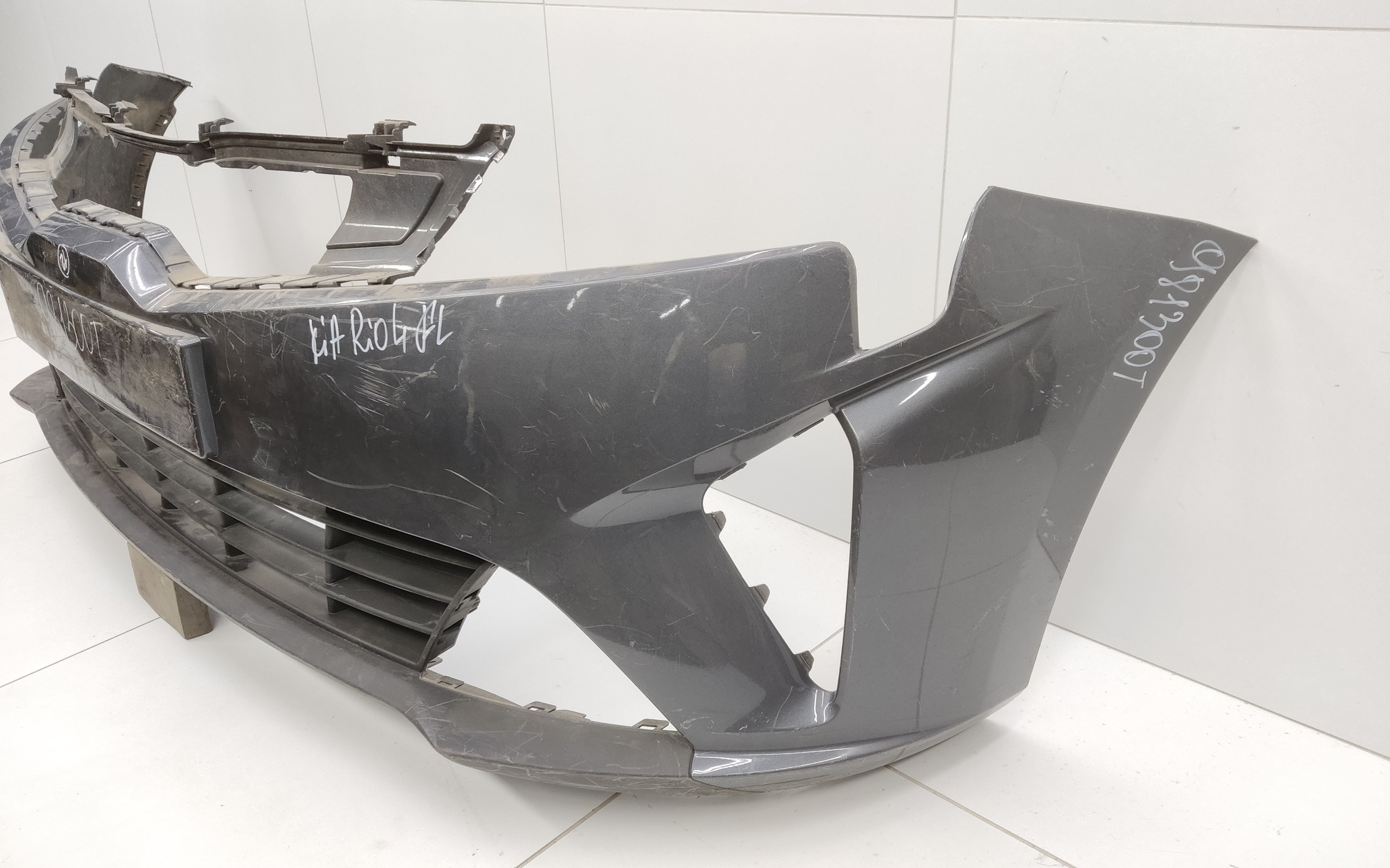 Бампер передний Kia Rio 4 Restail