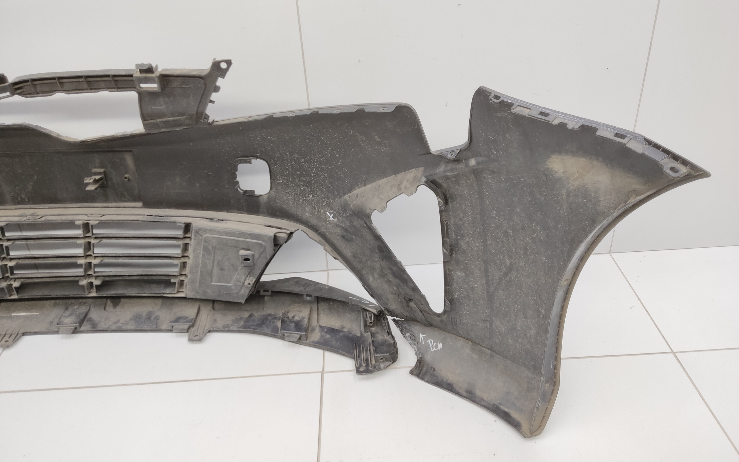 Бампер передний Kia Rio 4 Restail