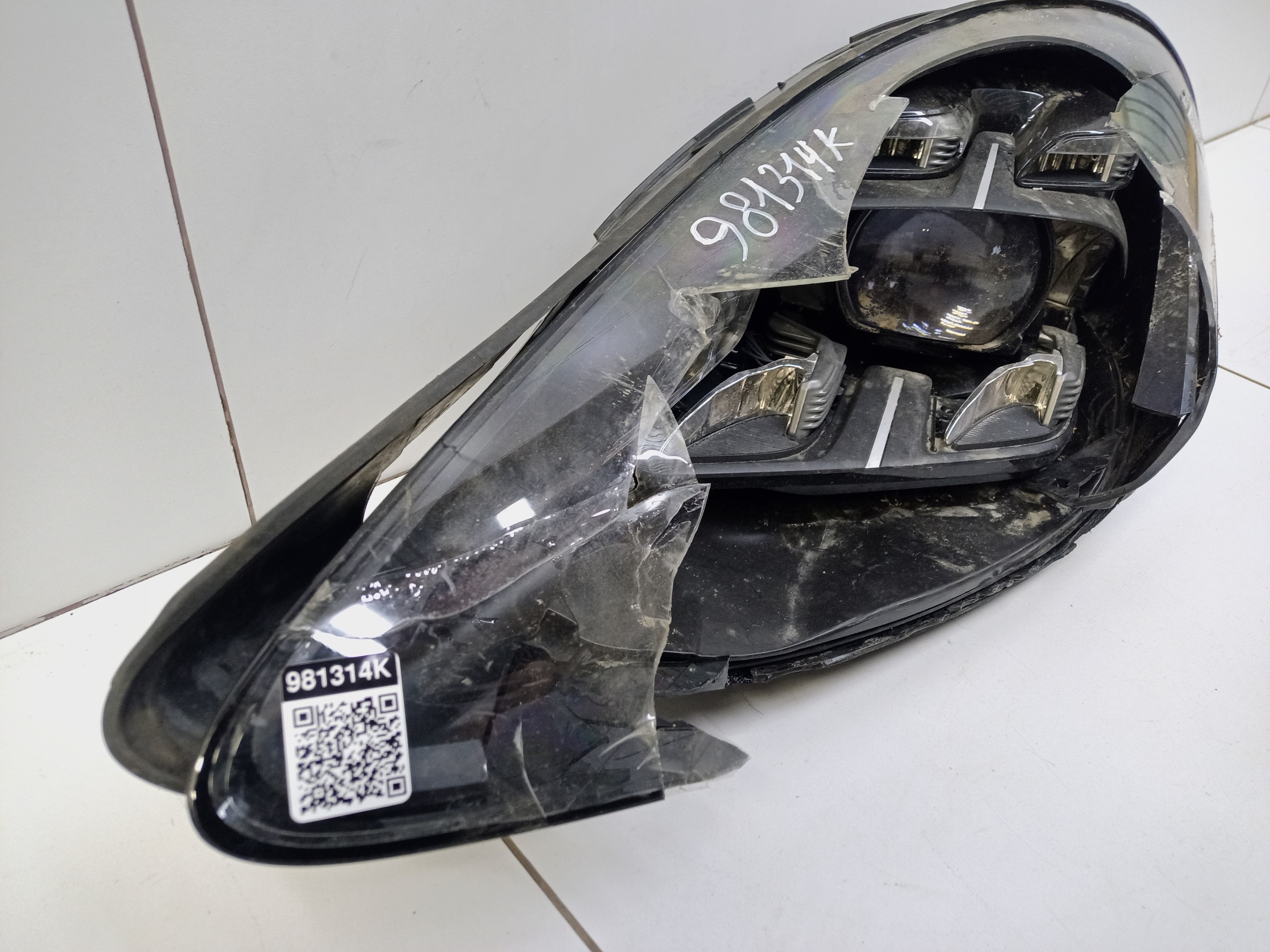 Фара передняя левая Porsche Cayenne 3 LED