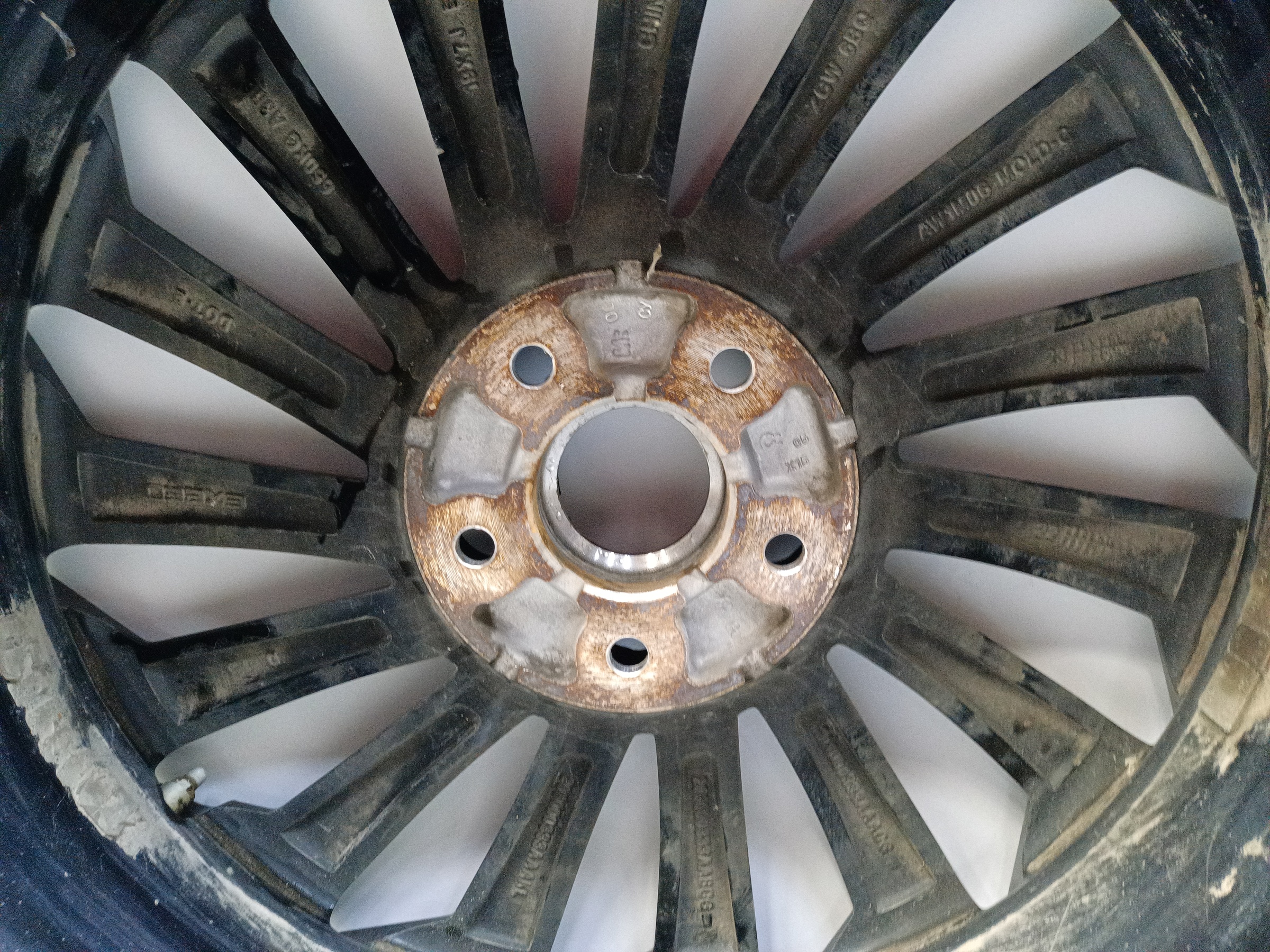 Диск колеса литой EXEED TXL R19
