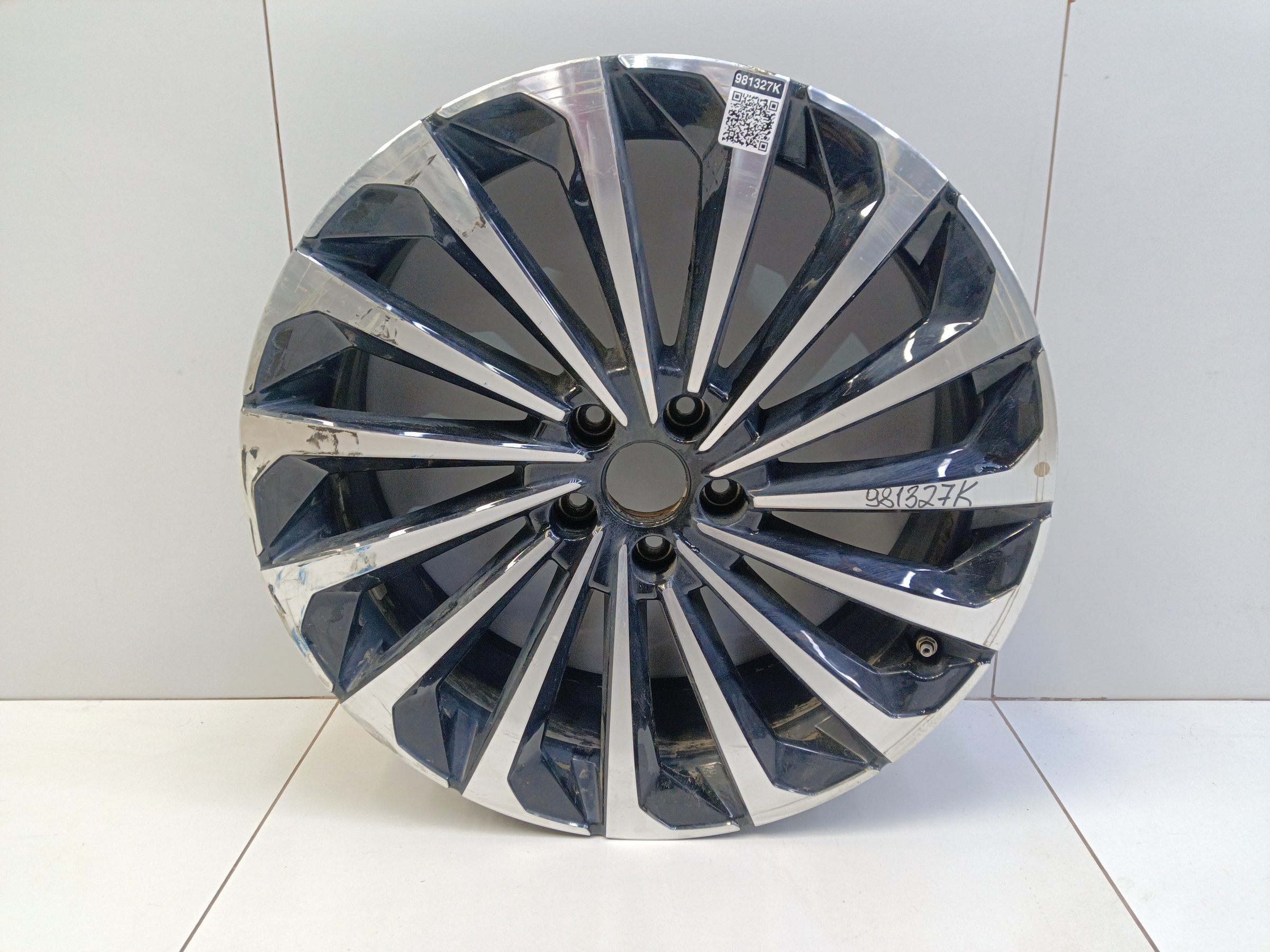 Диск колеса литой EXEED TXL R19