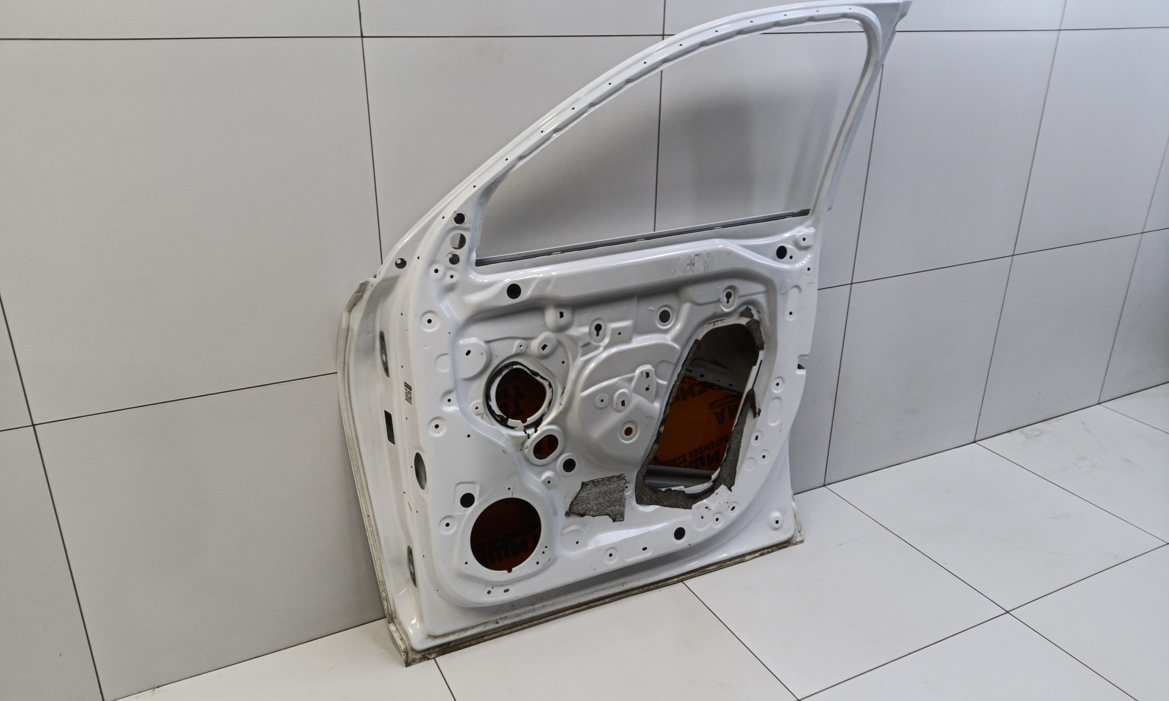 Дверь передняя правая Geely Monjaro