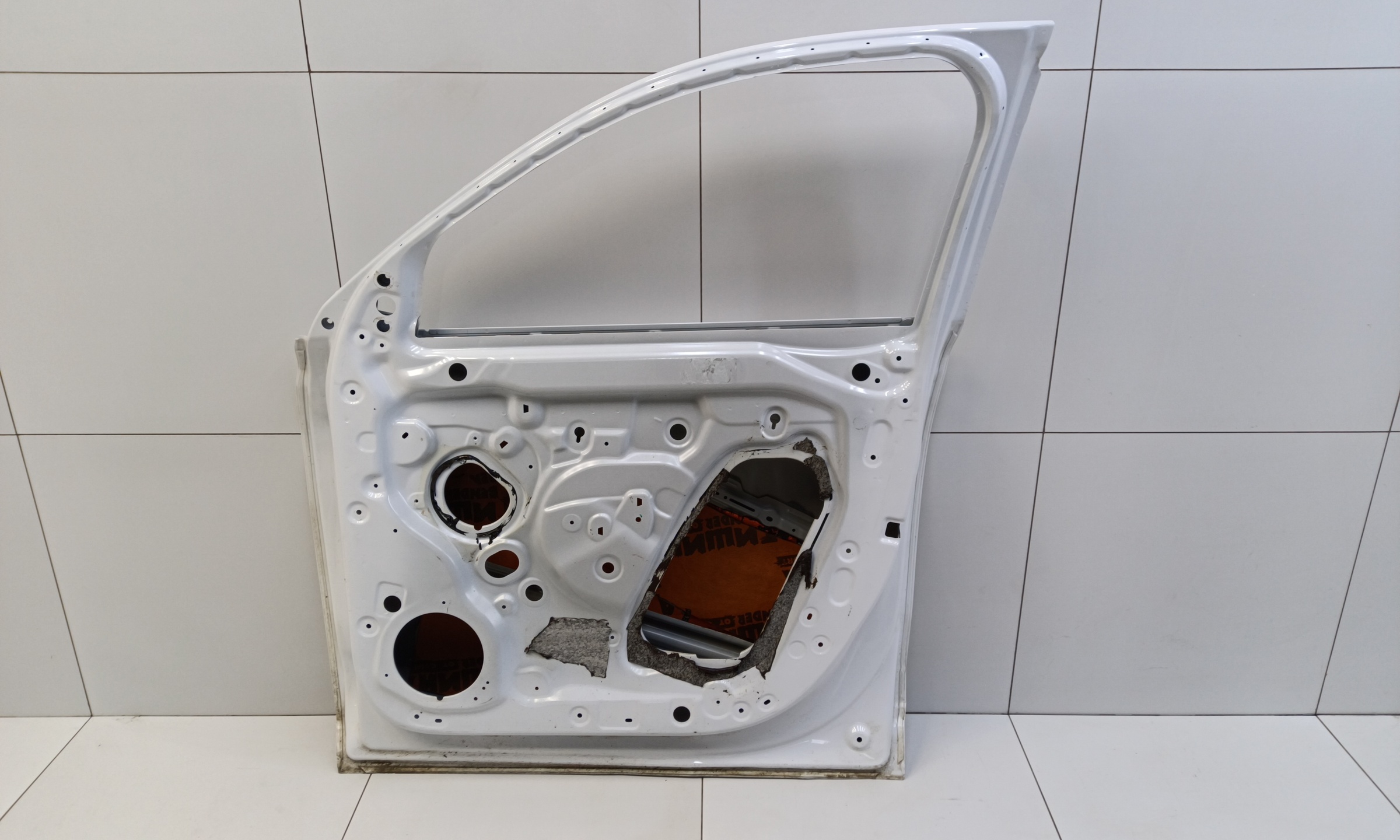 Дверь передняя правая Geely Monjaro