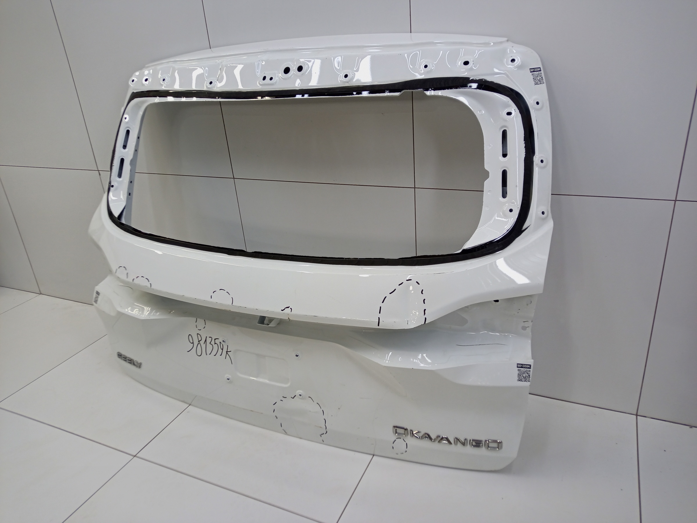 Крышка багажника Geely Okavango Restail