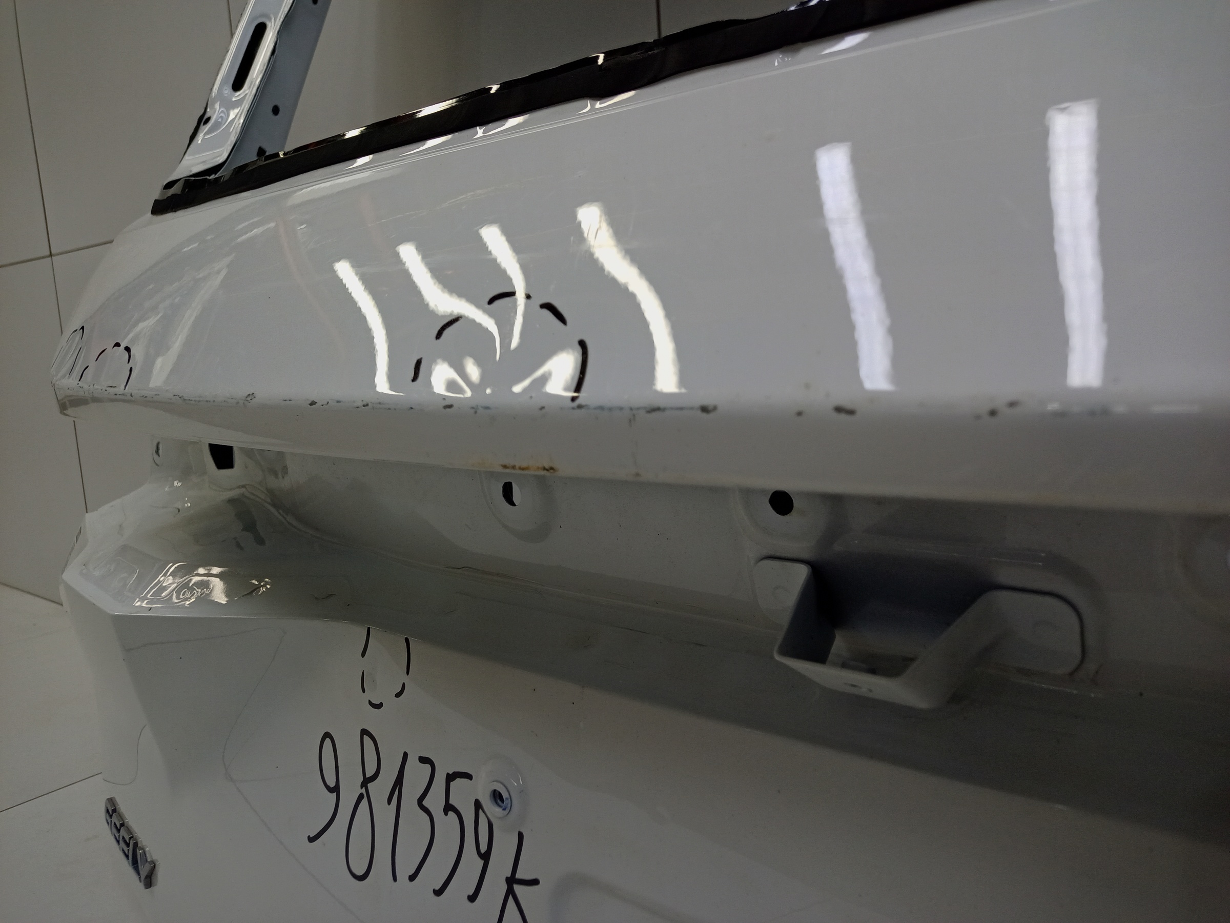 Крышка багажника Geely Okavango Restail