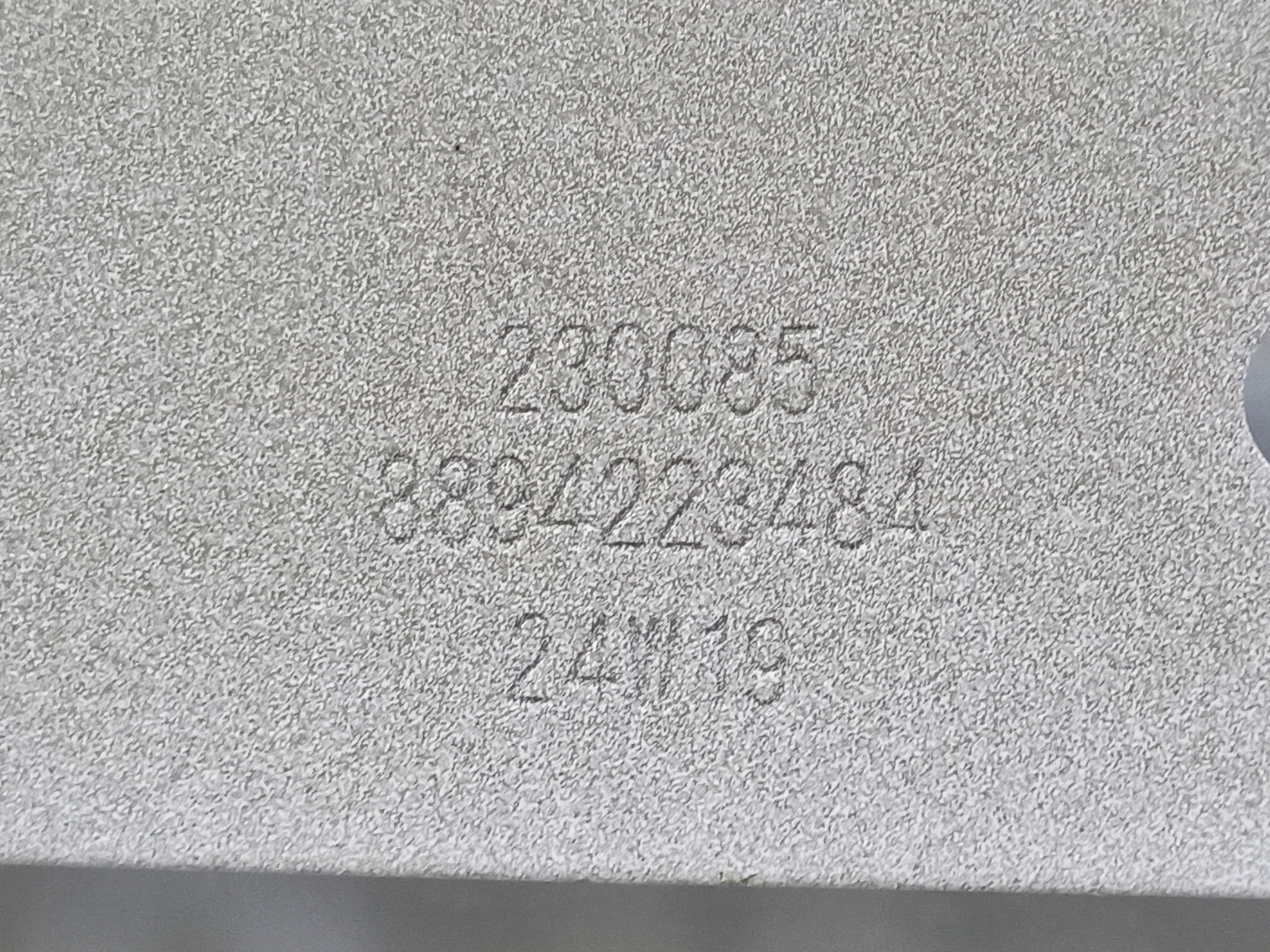 Крышка багажника Geely Okavango Restail