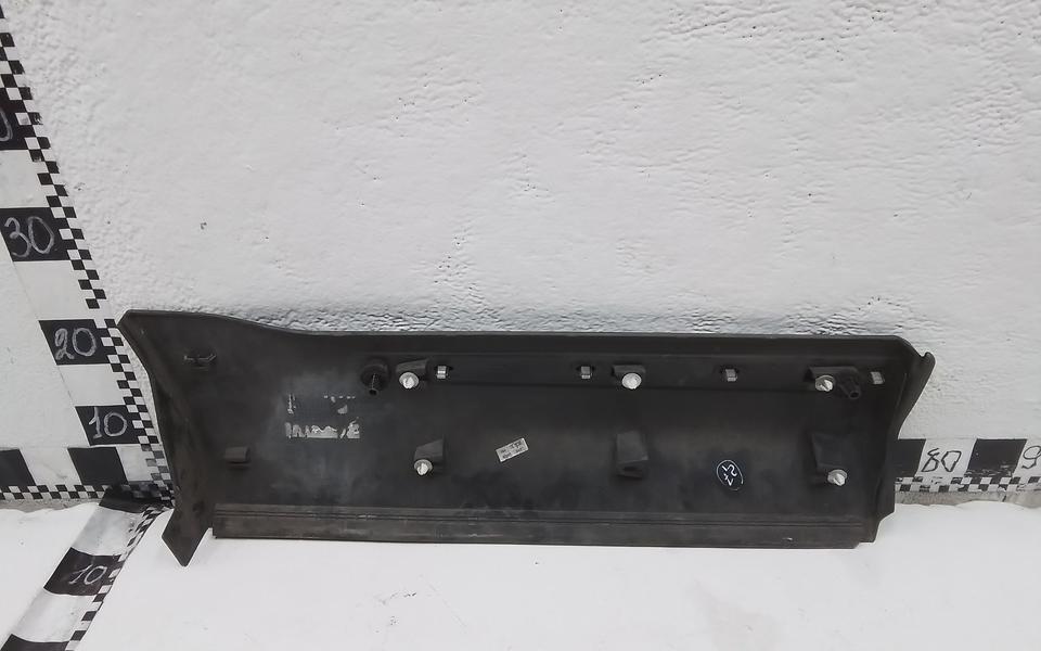 Накладка двери задней левой Land Rover Range Rover Evoque