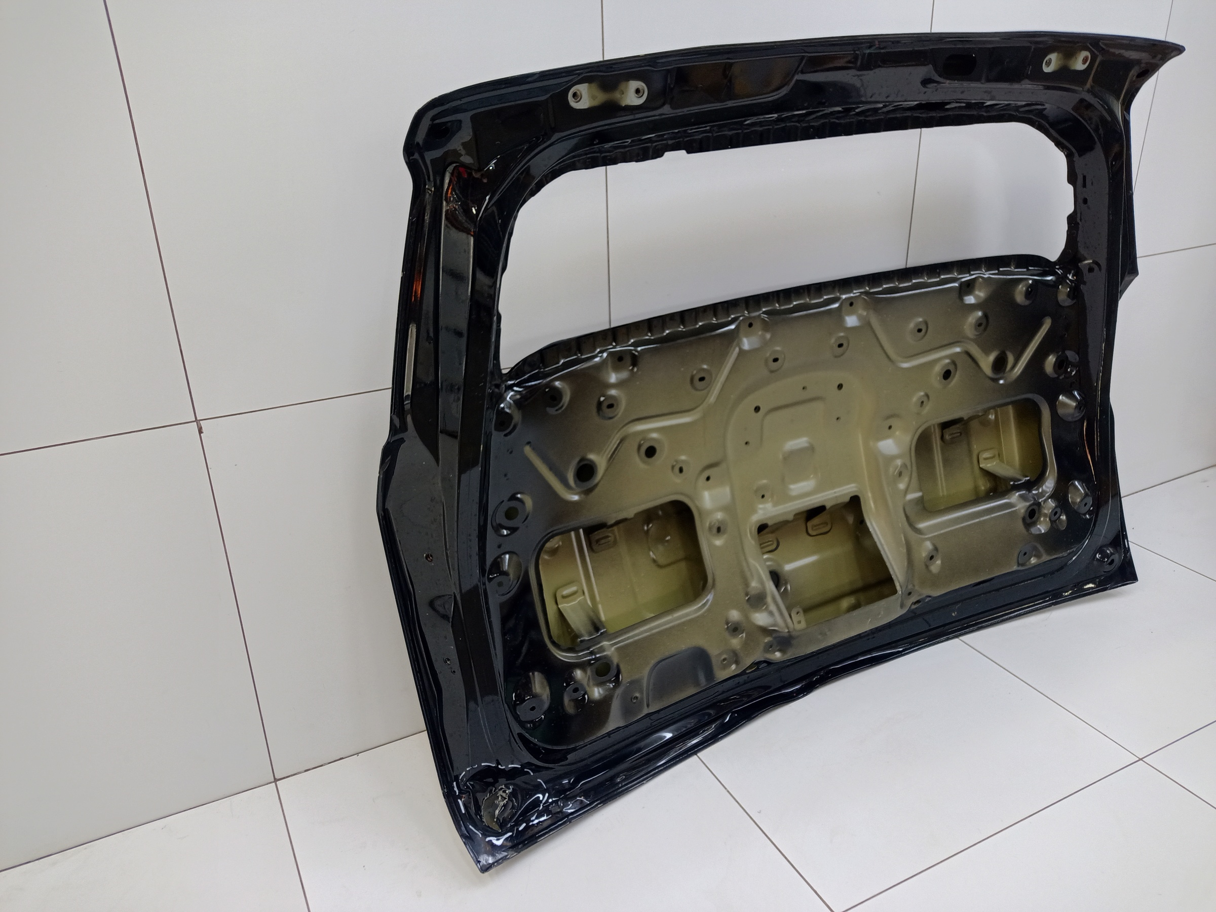 Крышка багажника Haval H3