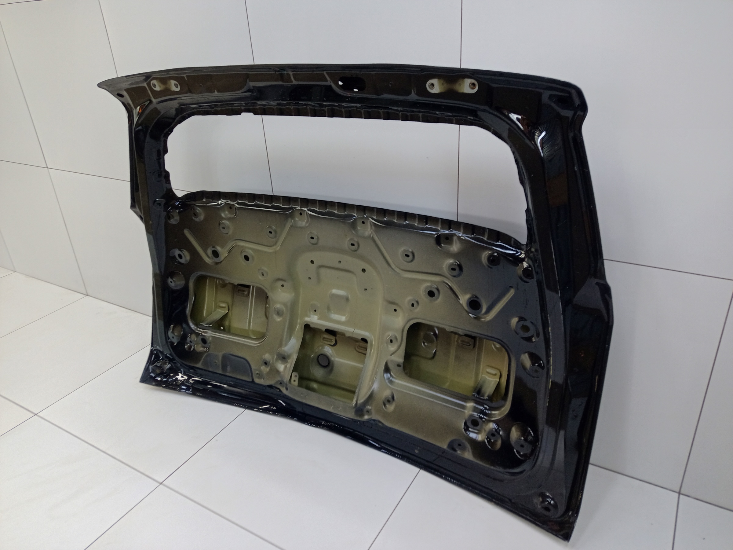 Крышка багажника Haval H3