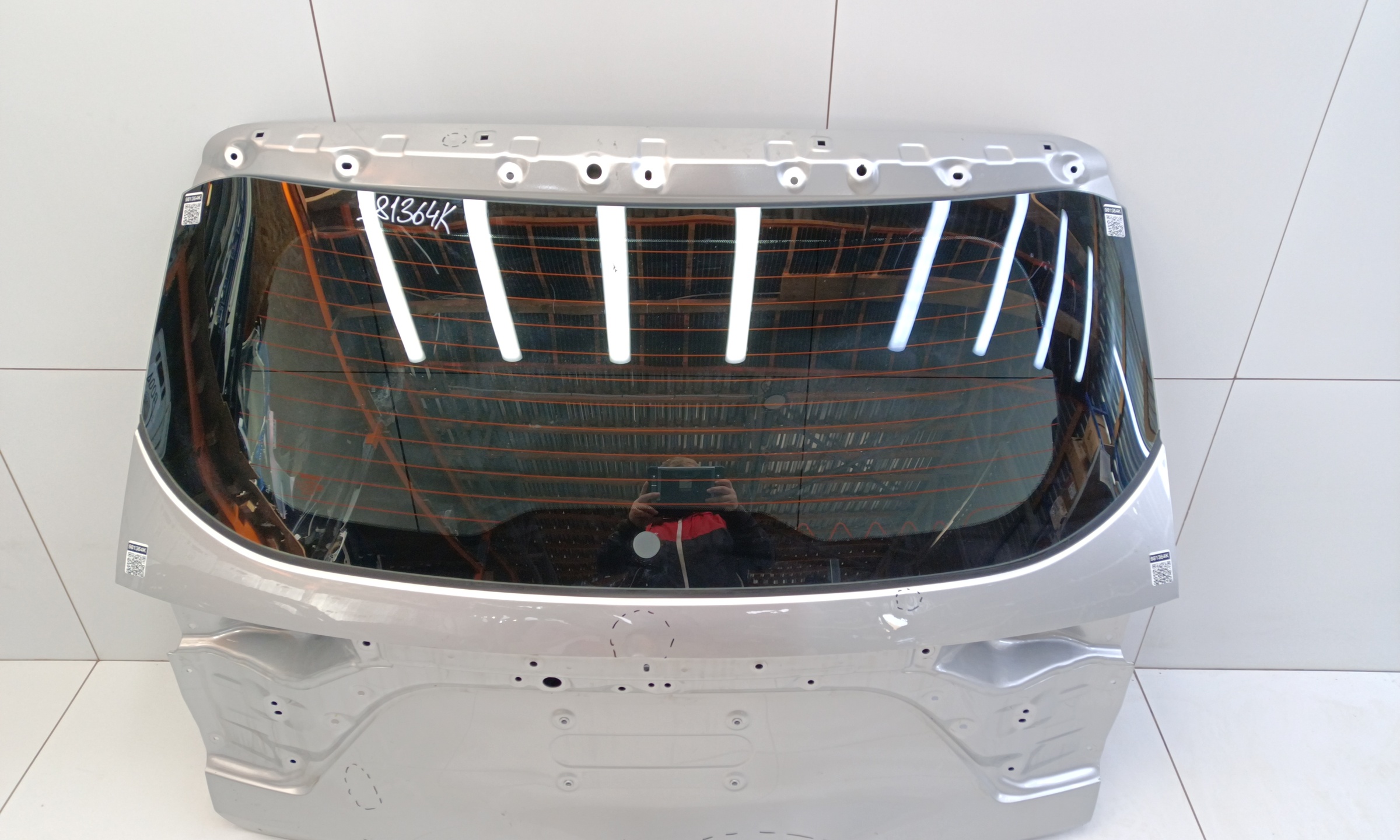 Стекло крышки багажника Haval M6 2
