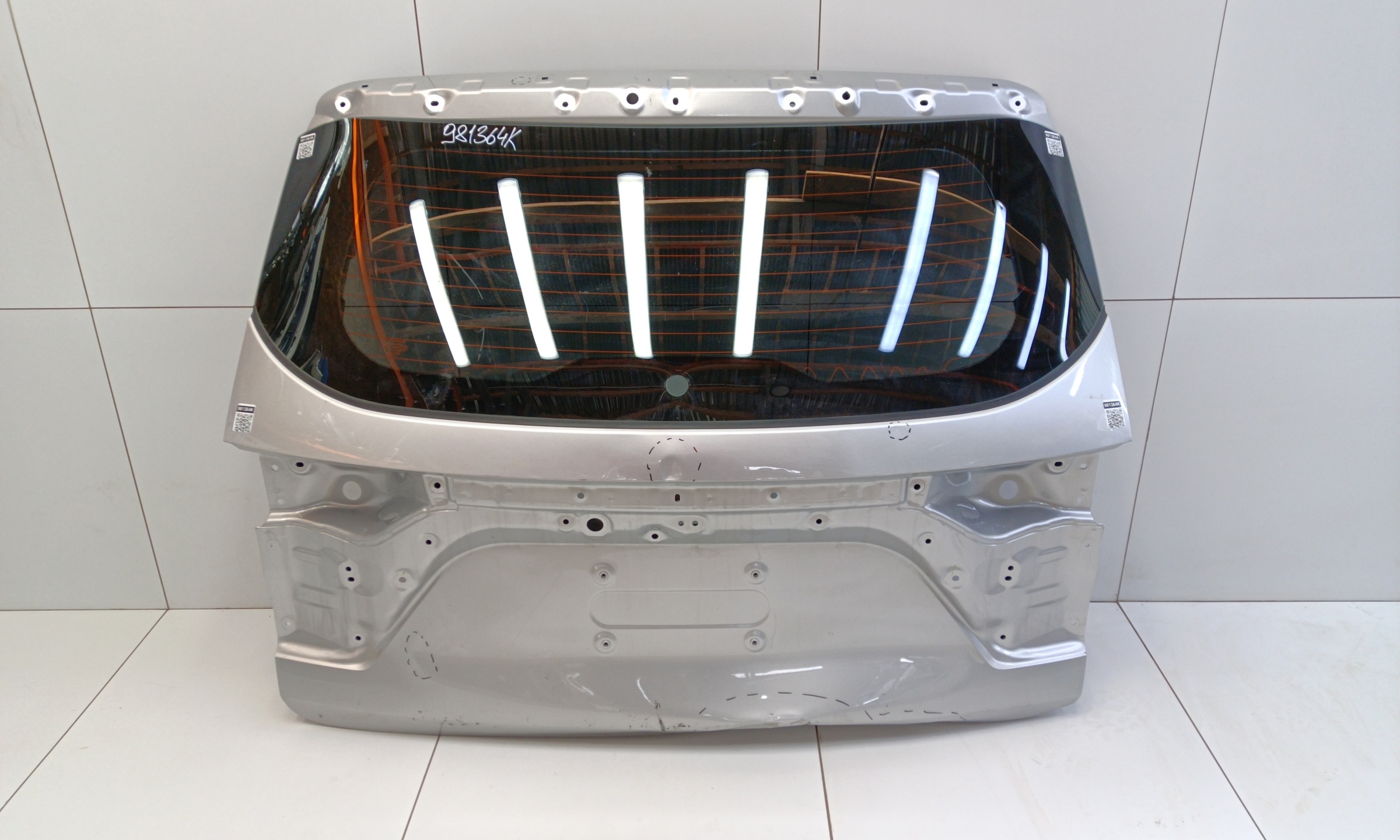 Стекло крышки багажника Haval M6 2