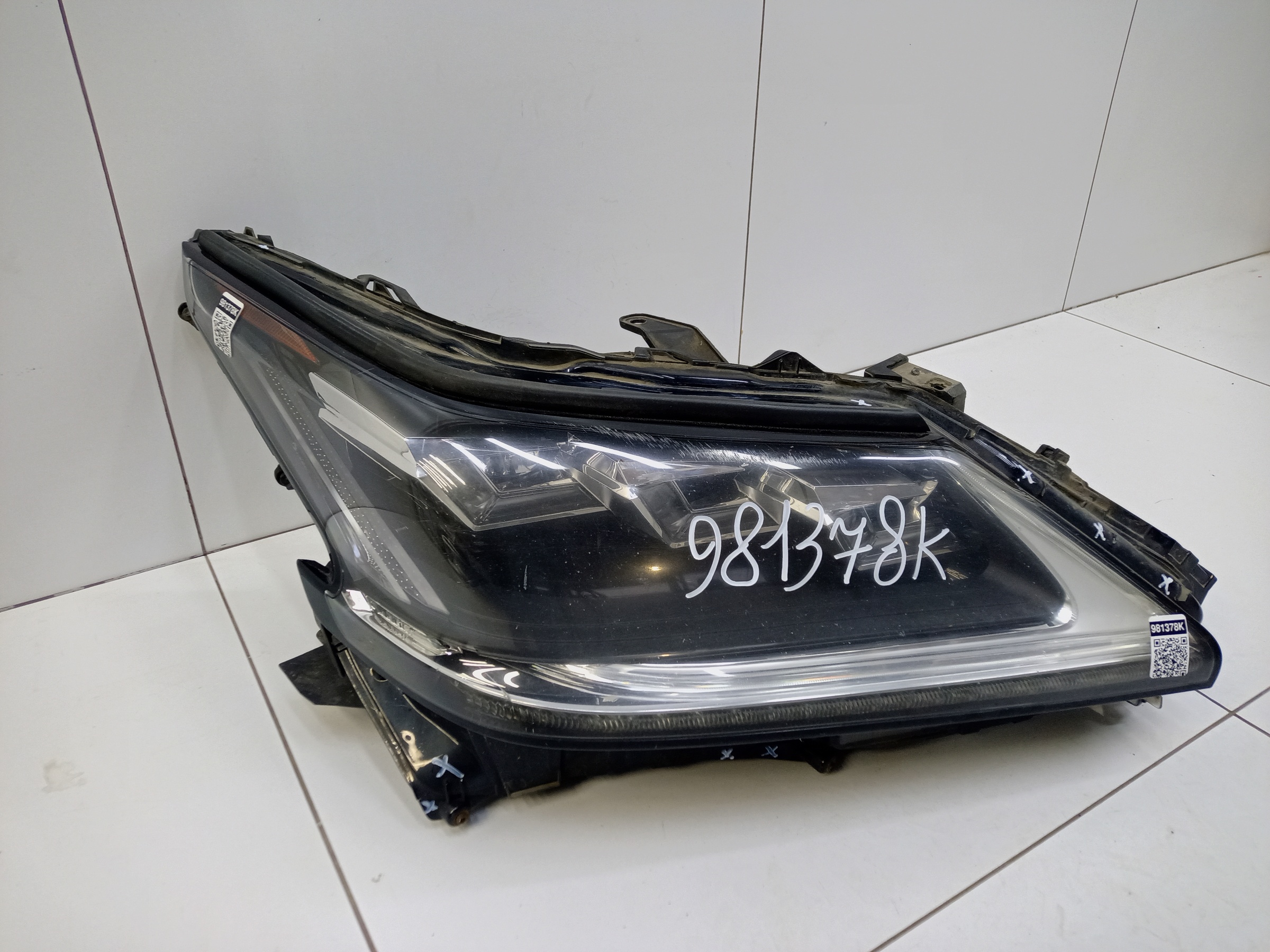 Фара передняя правая Lexus LX 3 Restail 2 LED под 2 блока