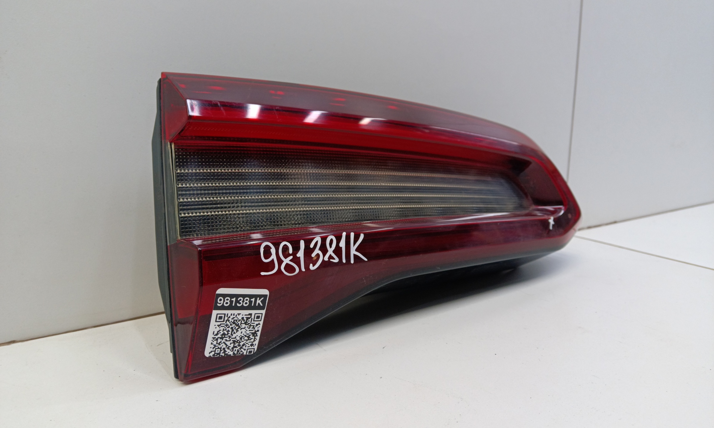 Фонарь задний левый внутренний BMW X5 G05 LED