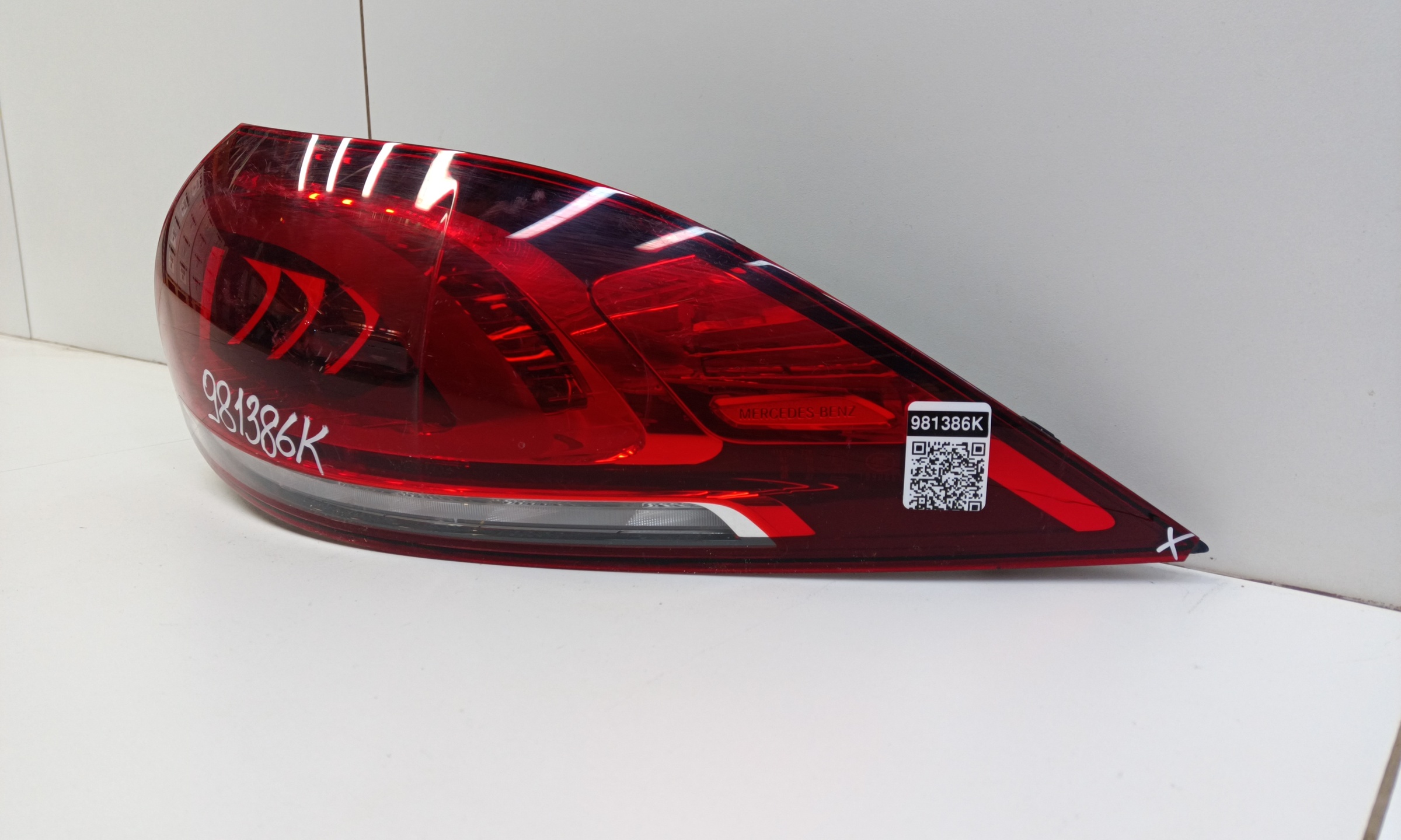 Фонарь правый внешний Mercedes-Benz GLE-Klasse V167 LED