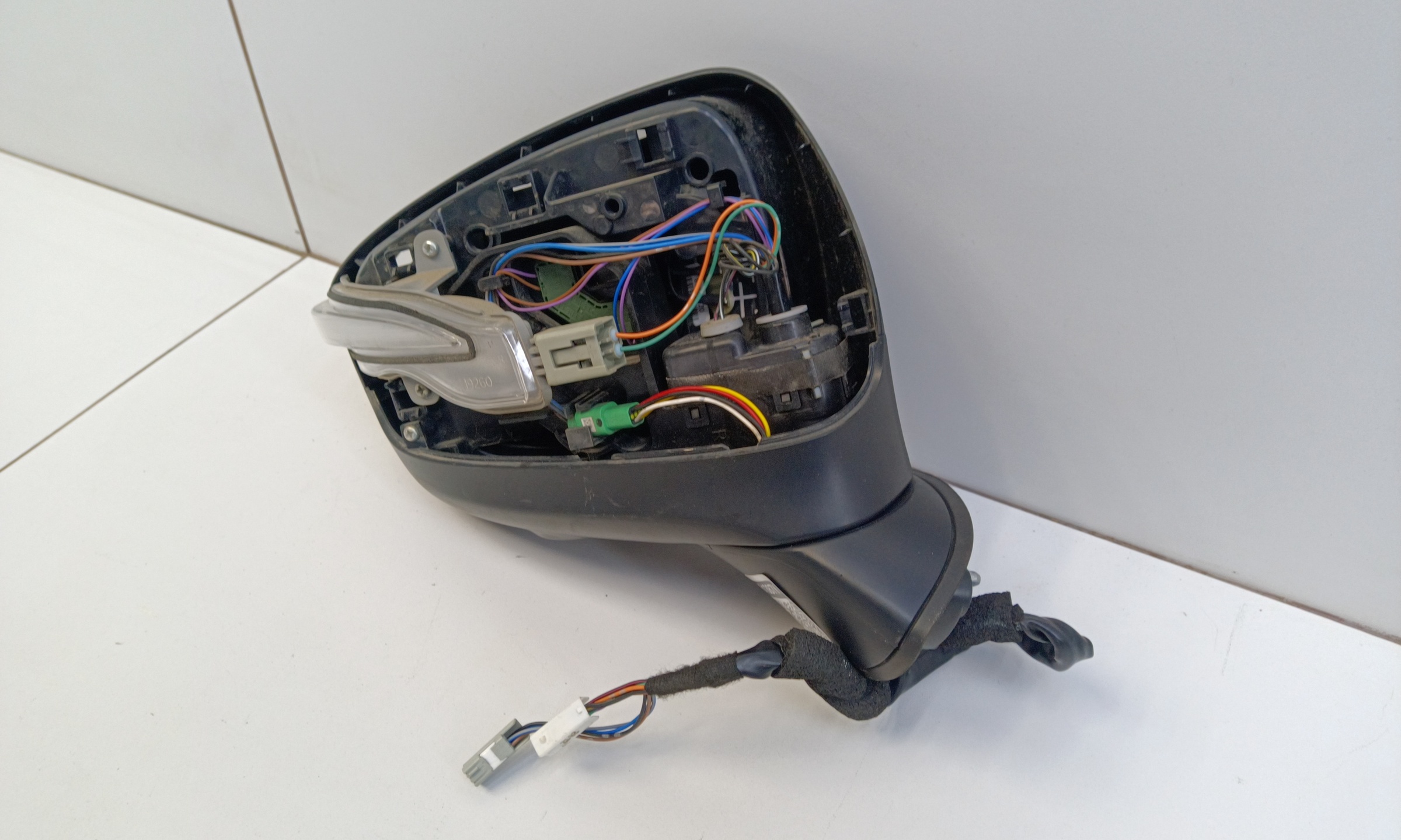 Зеркало правое Mazda CX-4 Restail 9+4 контактов