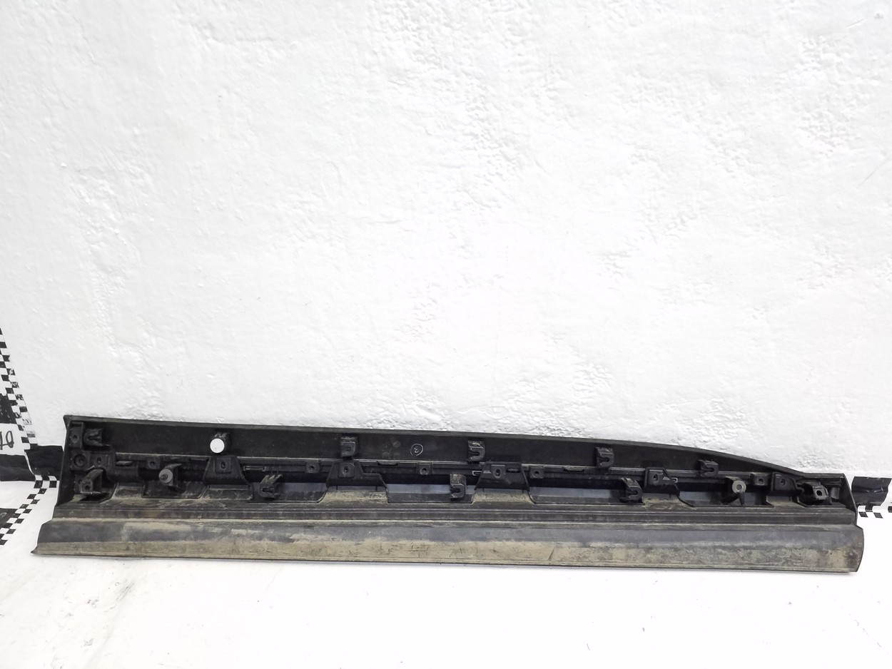 Накладка двери передней левой Haval F7 1 Restail черная