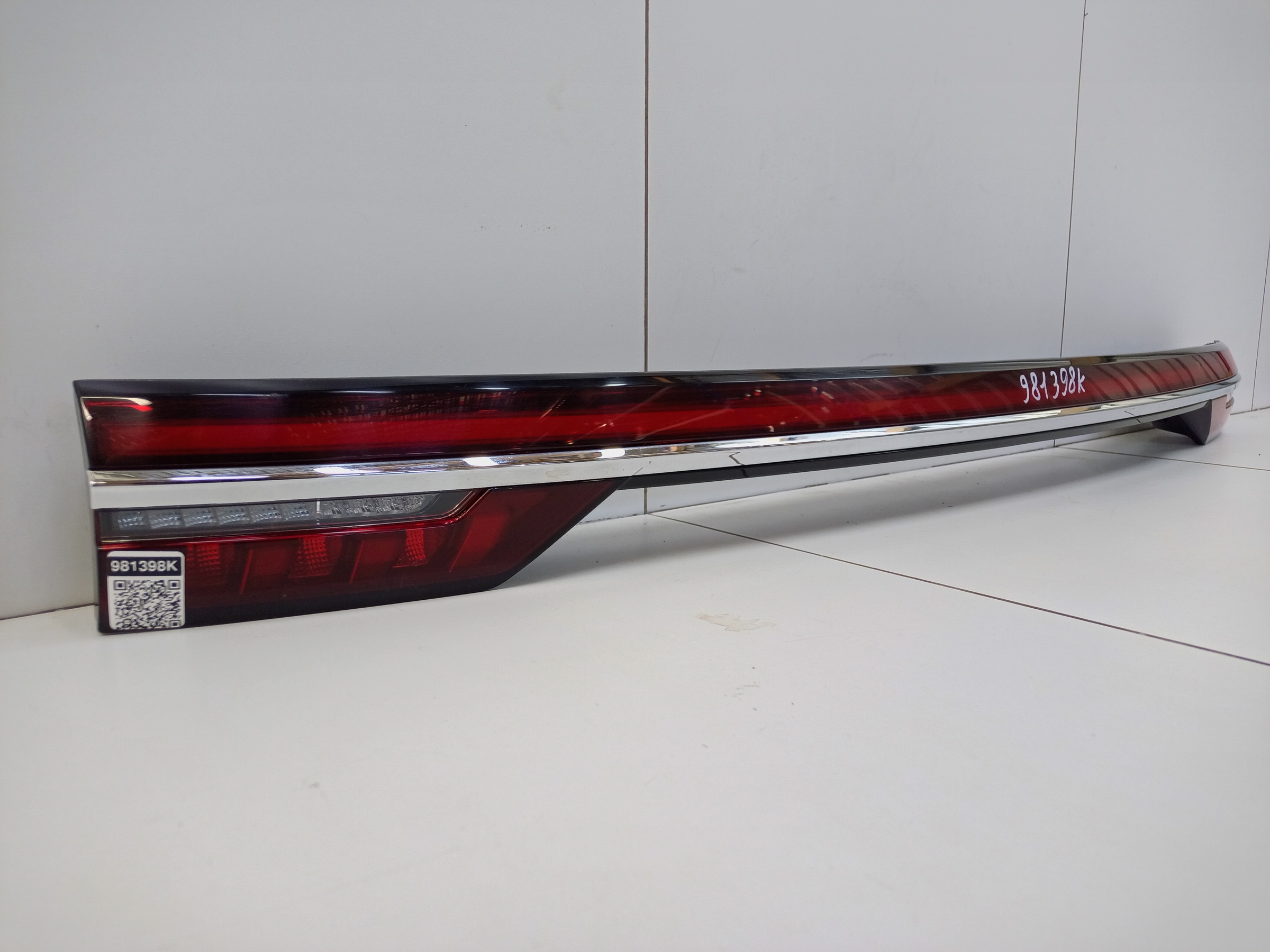 Фонарь крышки багажника Geely Monjaro LED