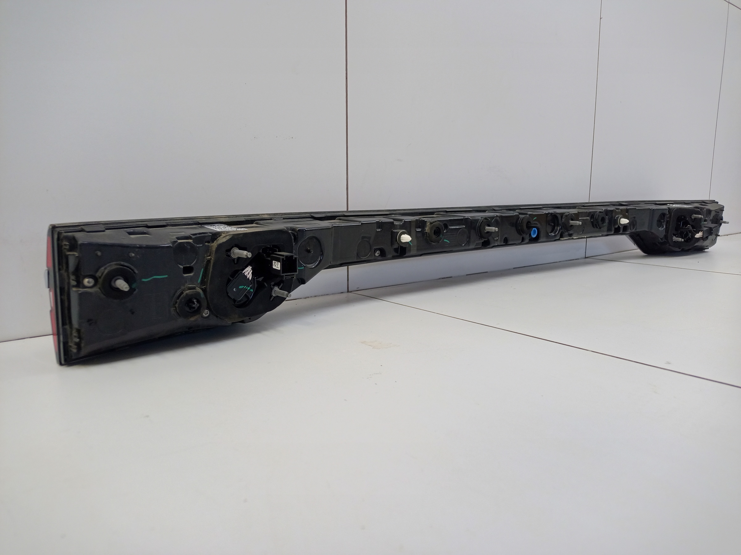 Фонарь крышки багажника Geely Monjaro LED