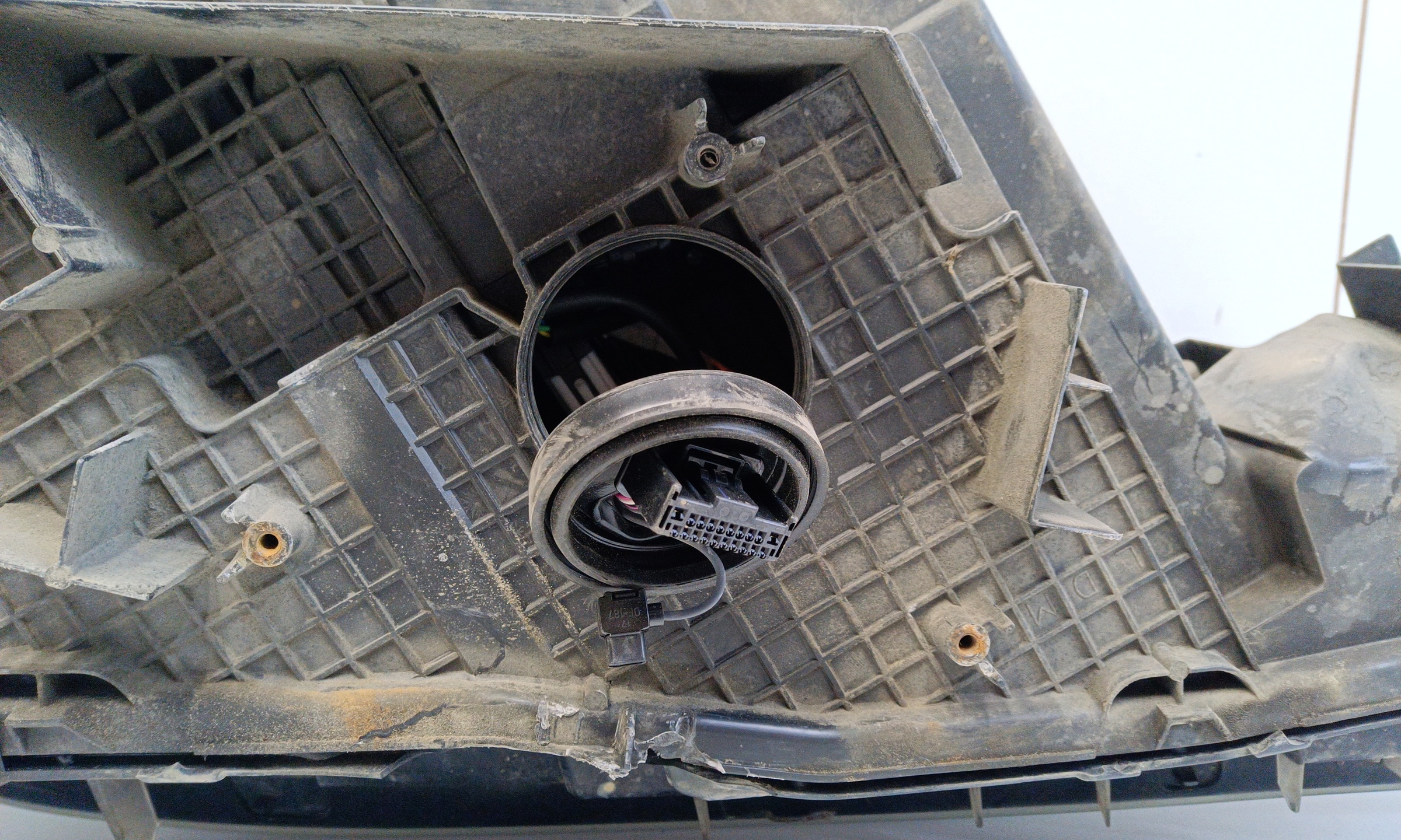 Фара передняя левая Lexus LX 3 Restail 2 LED под 2 блока