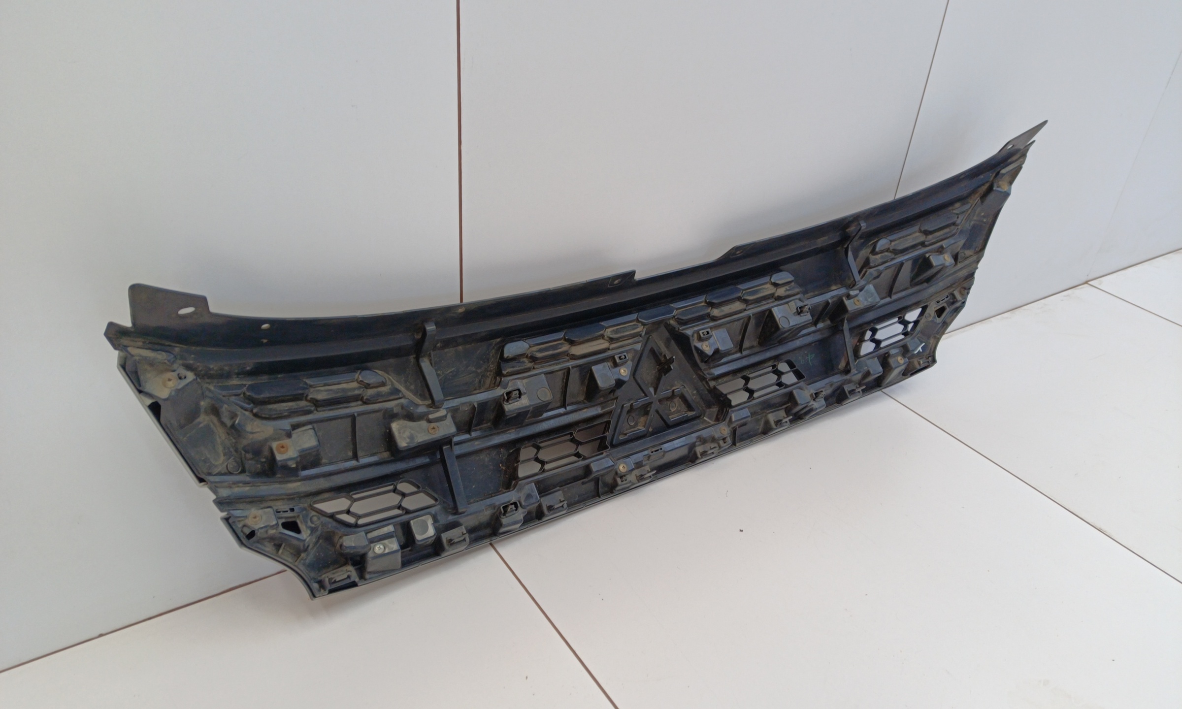 Решётка радиатора Mitsubishi ASX Restail 3